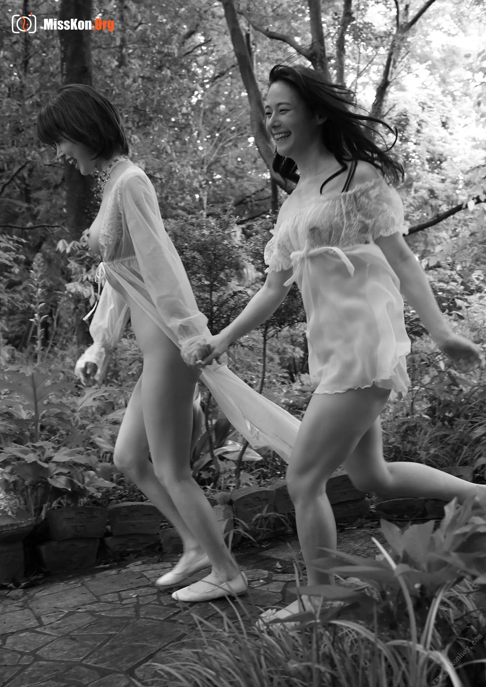 8woman SIDE：B (2021-11-15) - Photo 7