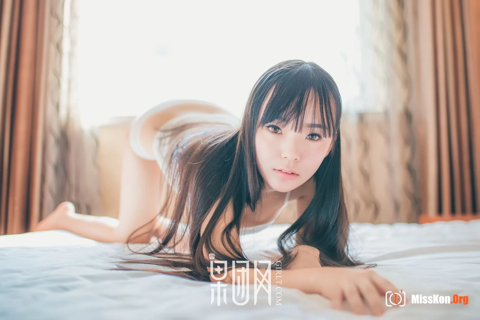 A young model who looks like Riho Yoshioka - Photo 11