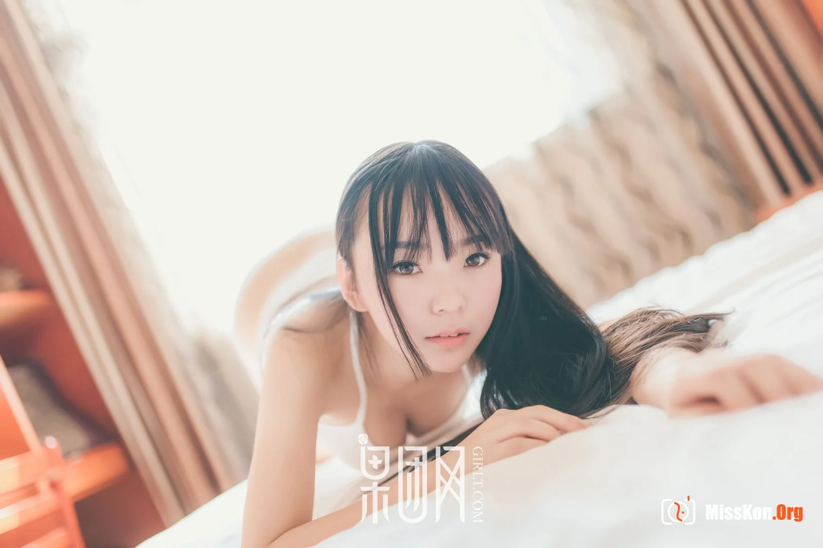 A young model who looks like Riho Yoshioka - Photo 12