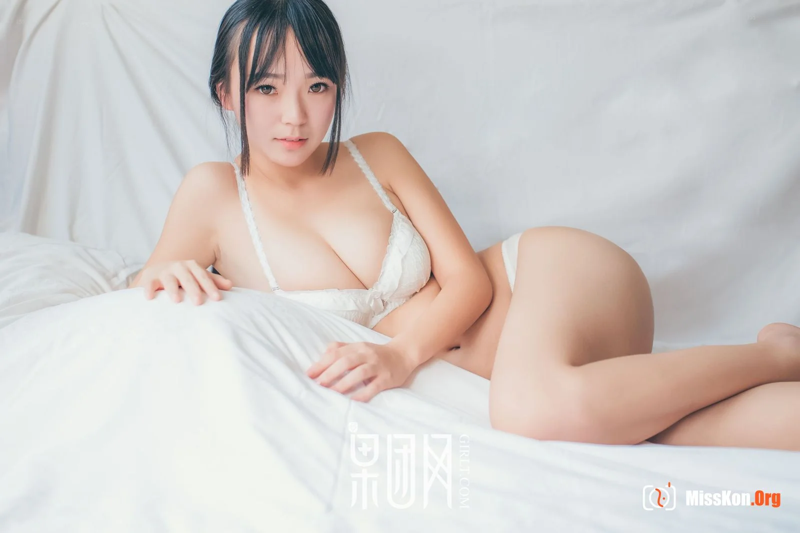 A young model who looks like Riho Yoshioka - Photo 20