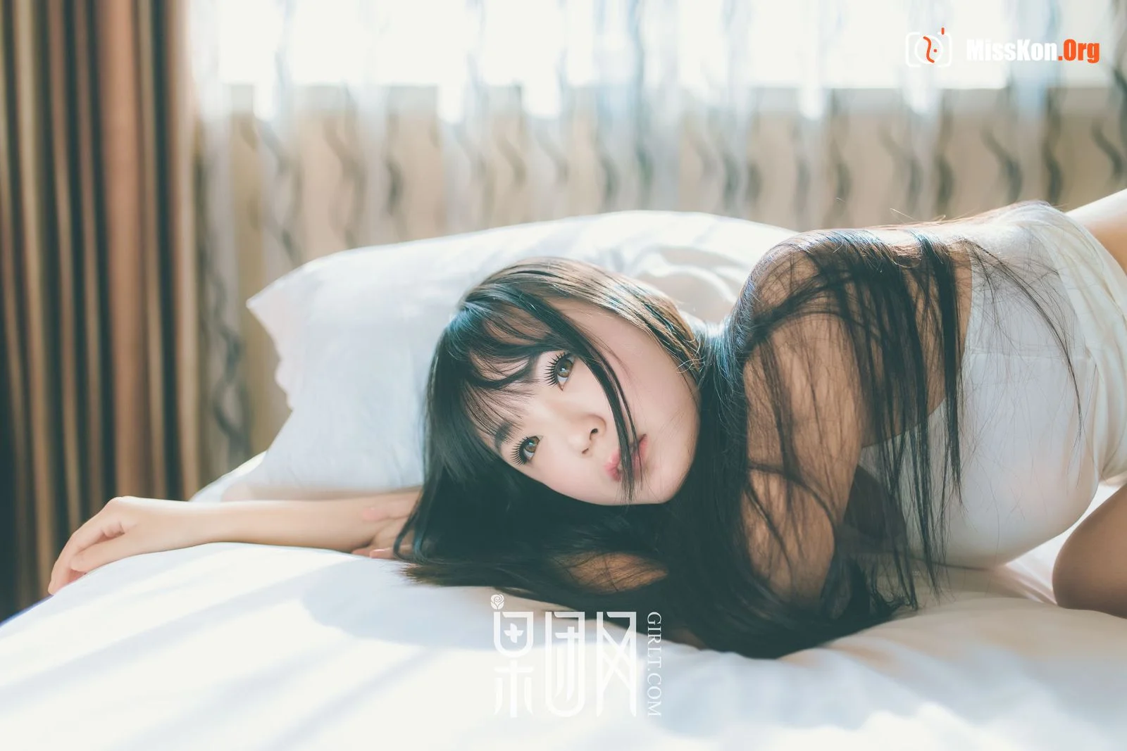 A young model who looks like Riho Yoshioka - Photo 8
