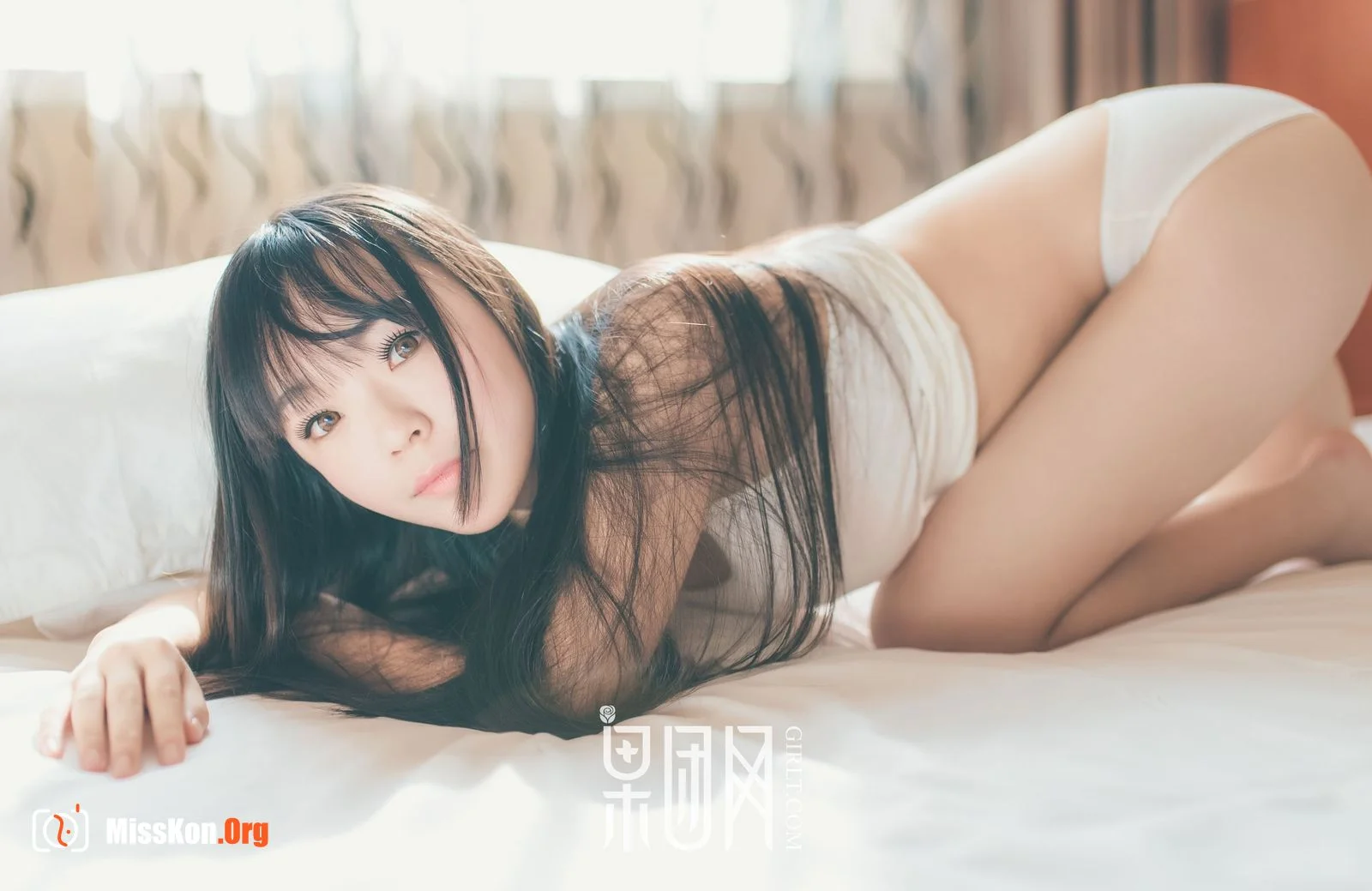 A young model who looks like Riho Yoshioka - Photo 9