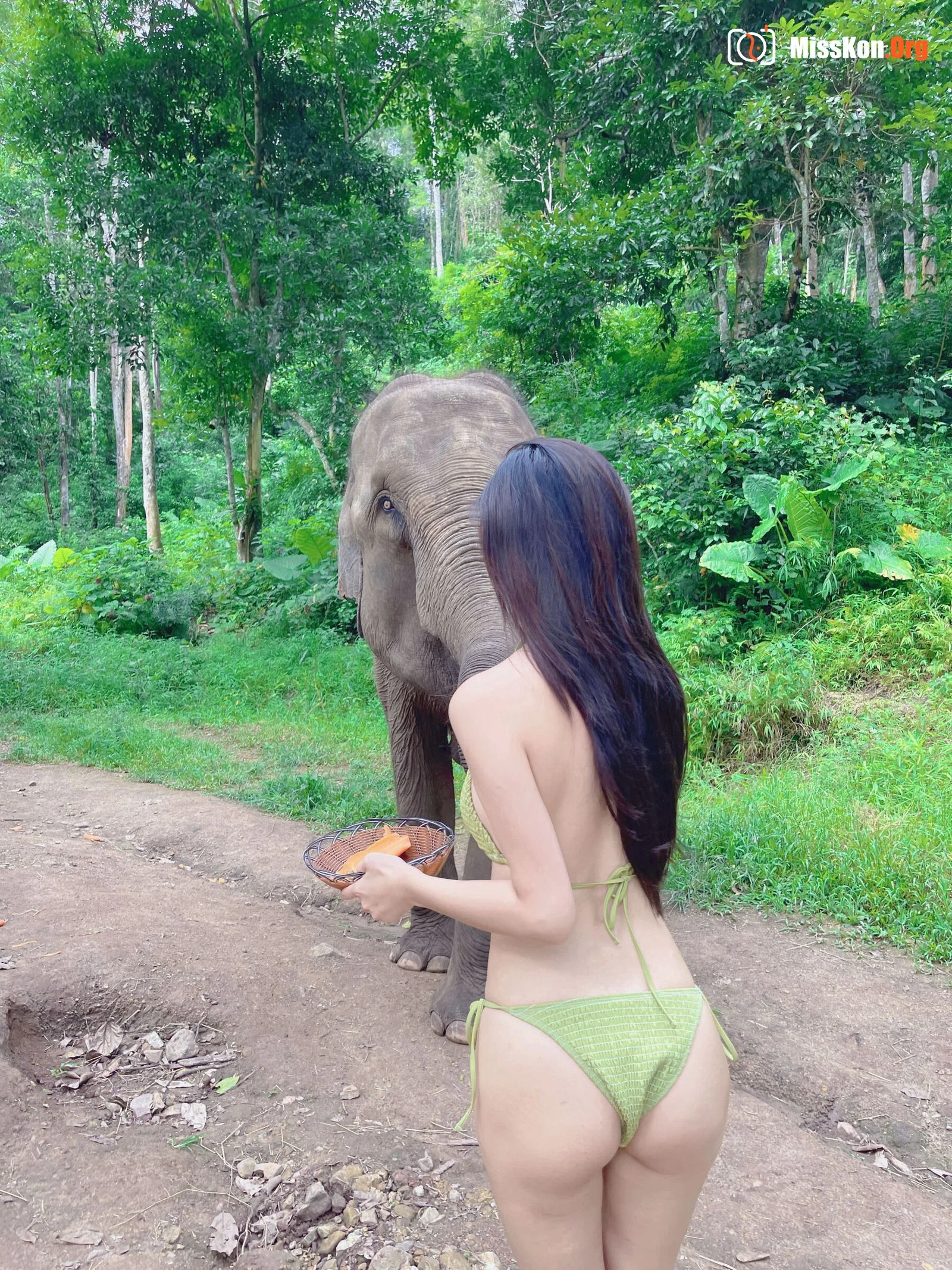 Ah Zhu: Human and Nature - Photo 7
