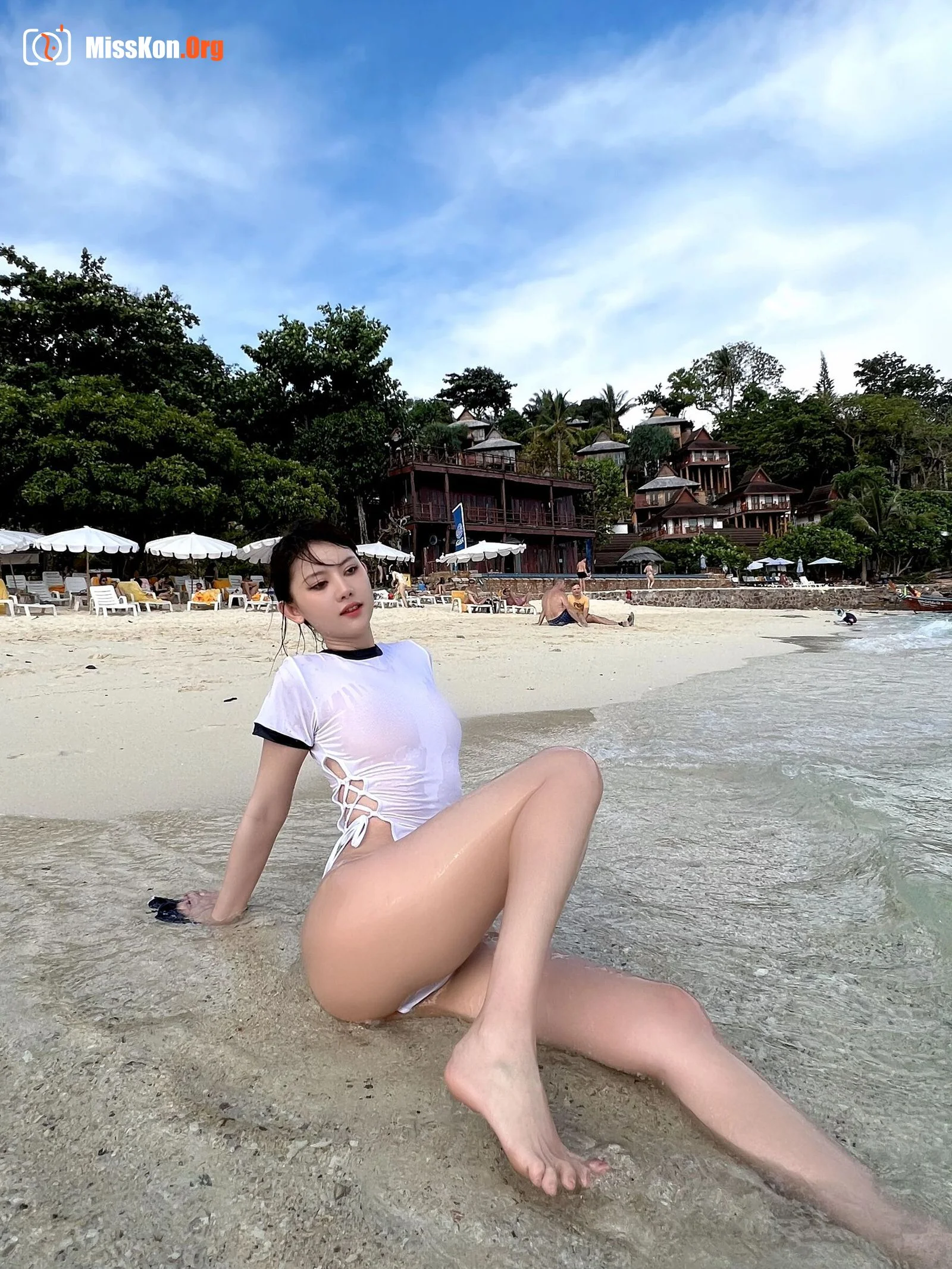 Ah Zhu: Island perspective - Photo 19