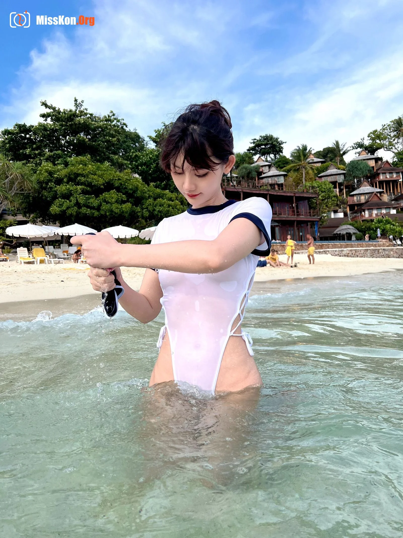 Ah Zhu: Island perspective - Photo 8