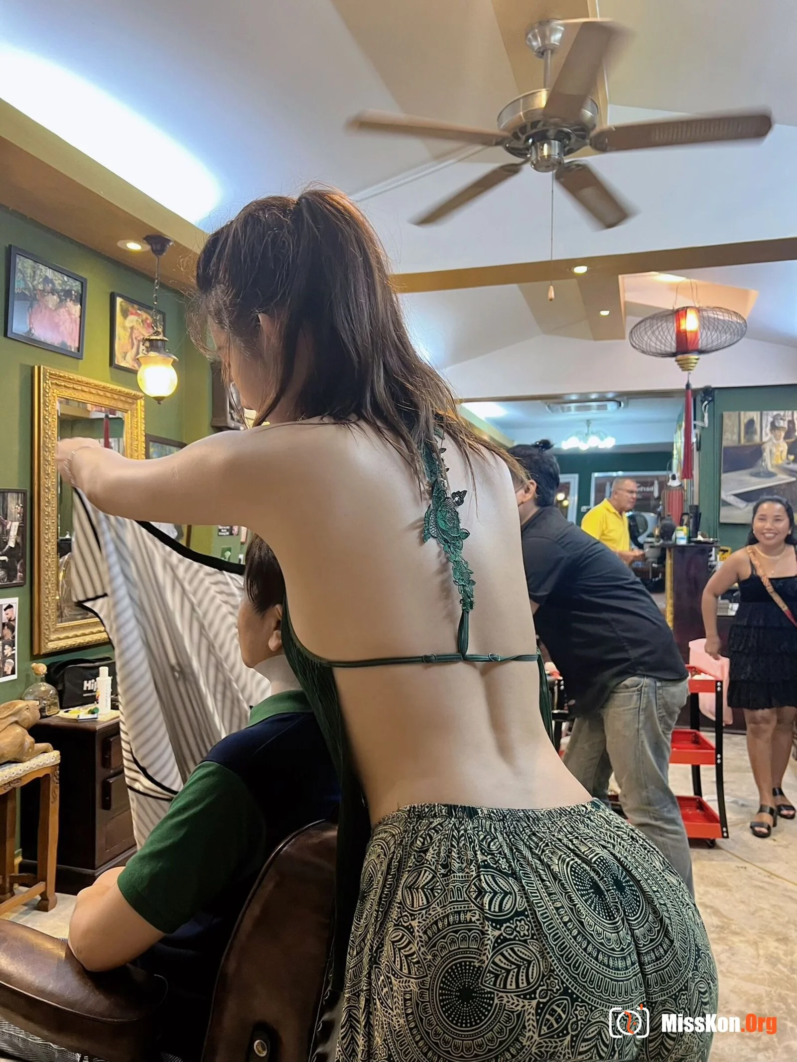 Ah Zhu: Microsphere April 2023 - Photo 19
