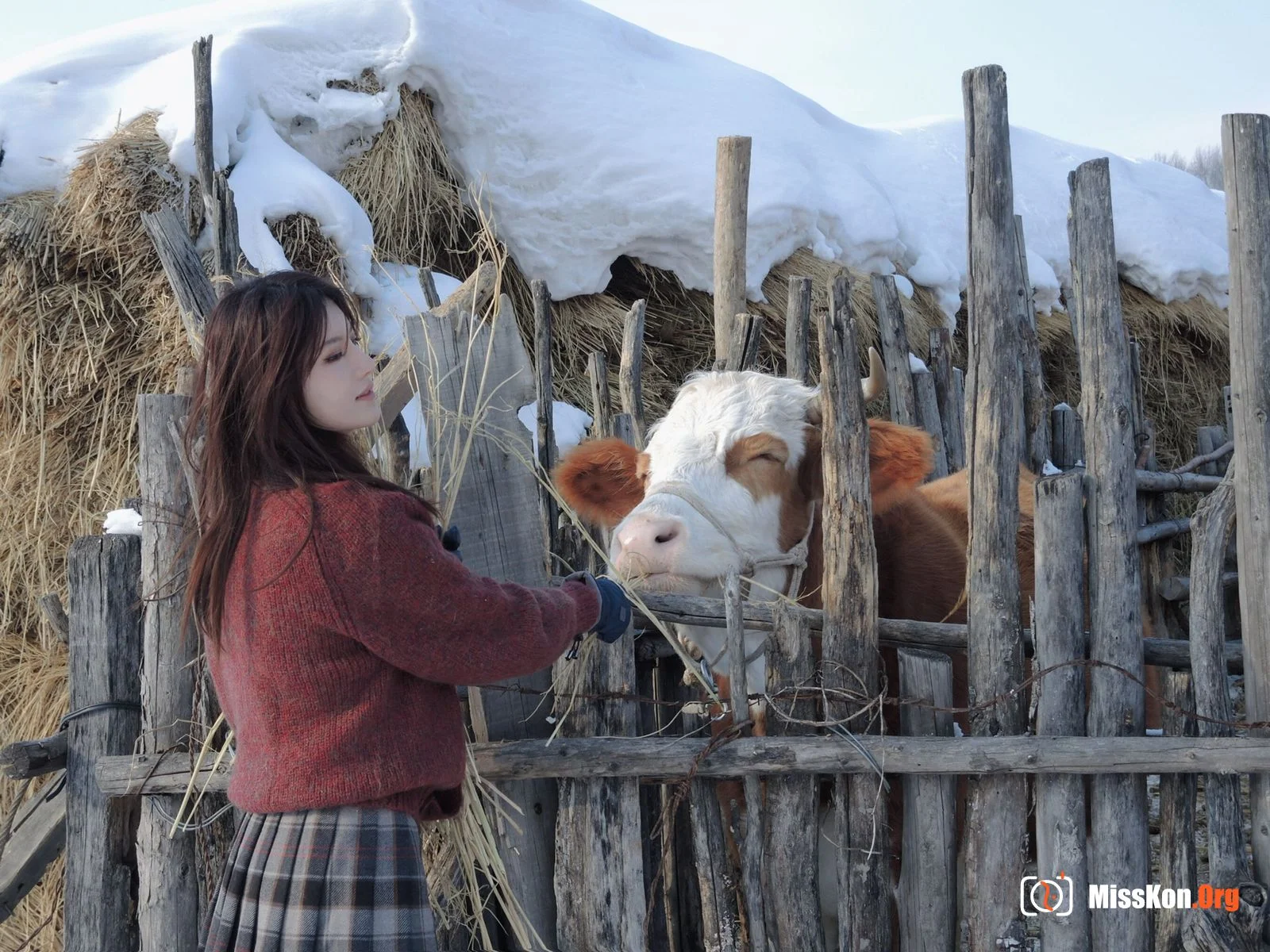 Ah Zhu: Microsphere February 2023 - Photo 18
