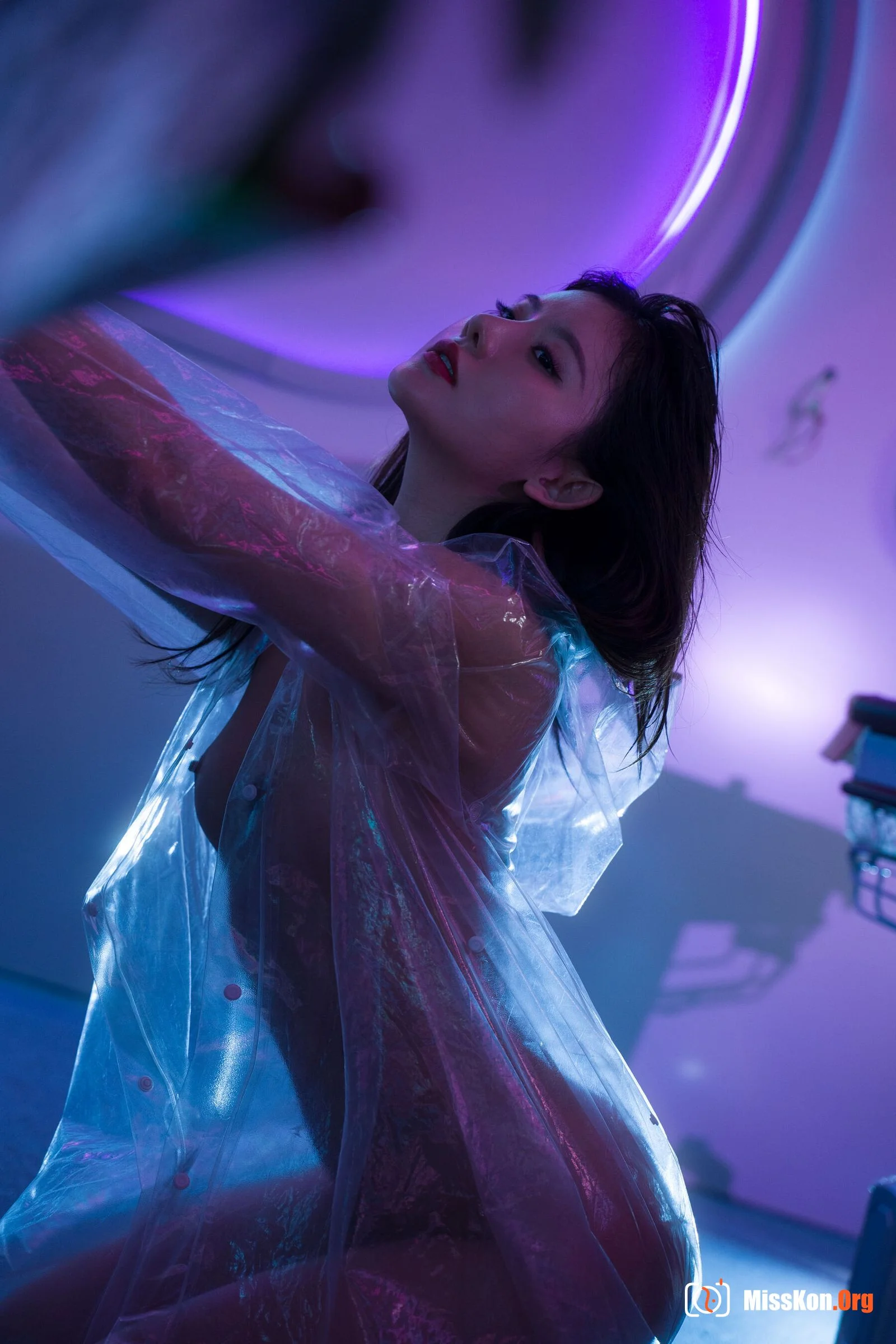 Ah Zhu: Raincoat - Photo 11