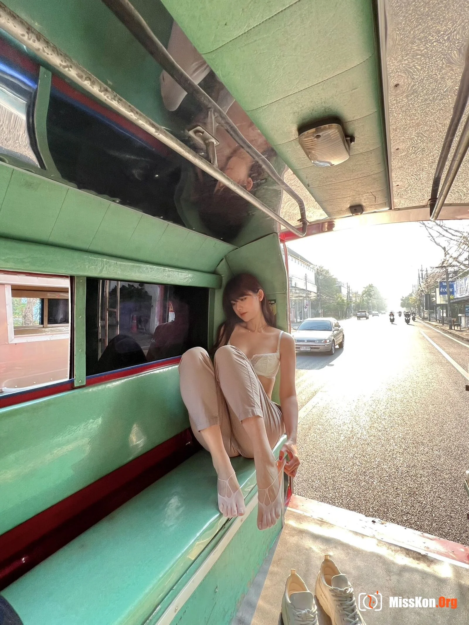 Ah Zhu: Tutu car - Photo 8