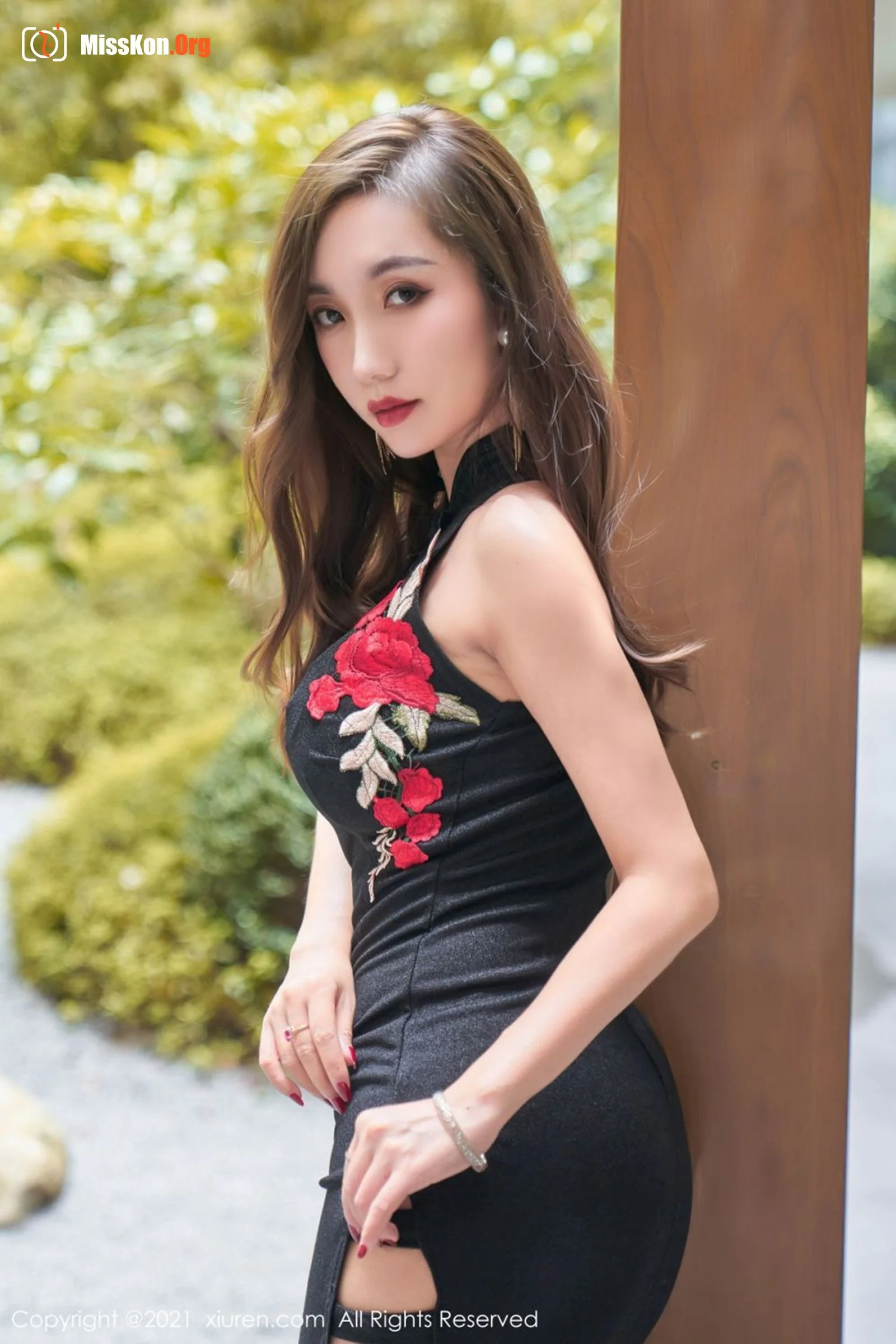 Ai Jingxiang - Photo 13