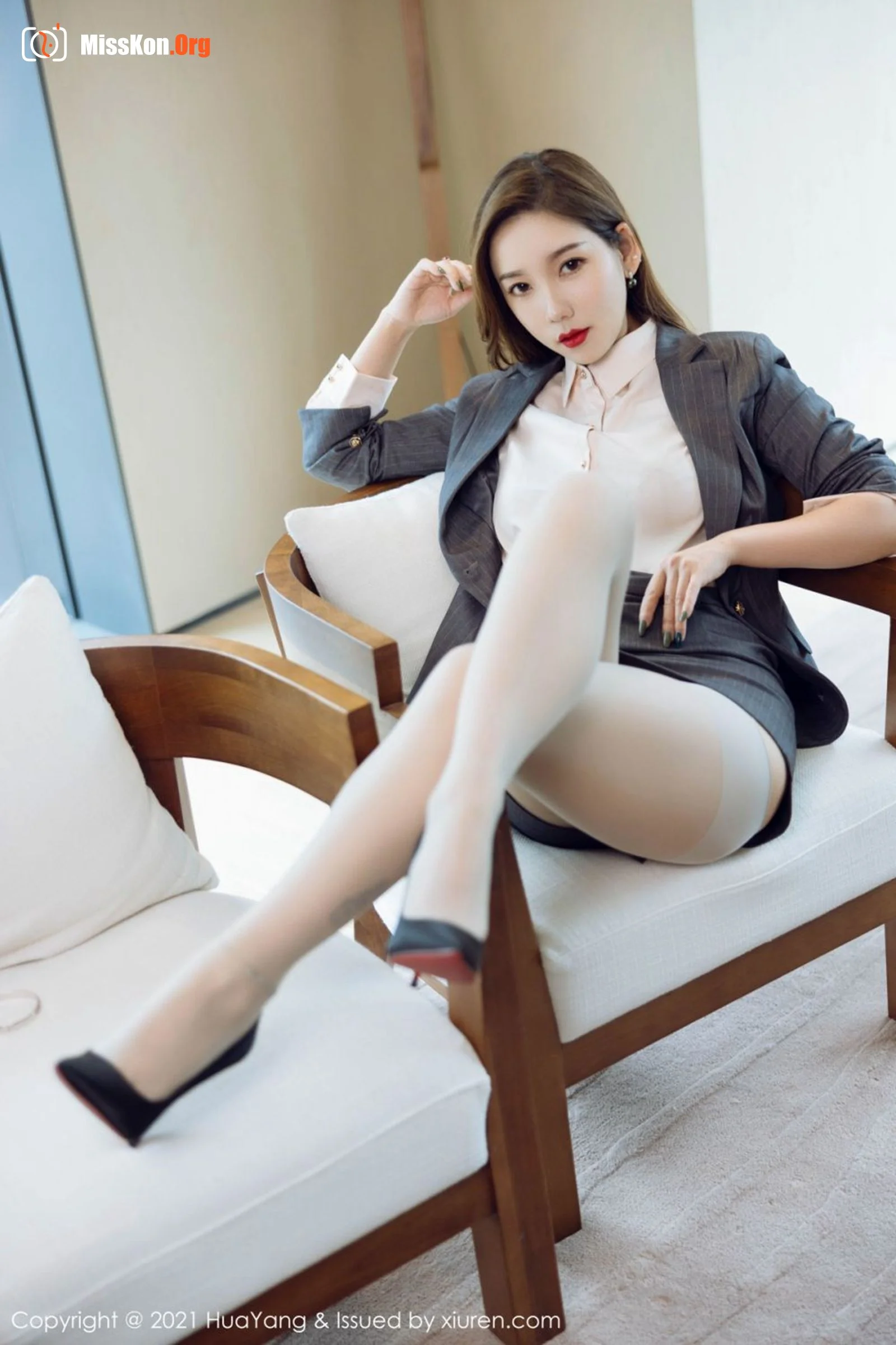 Ai Jingxiang - Photo 8