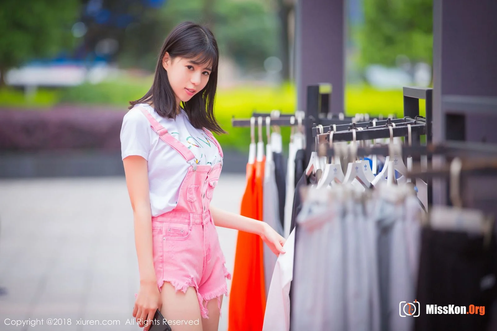 Ai Li Li - Photo 26