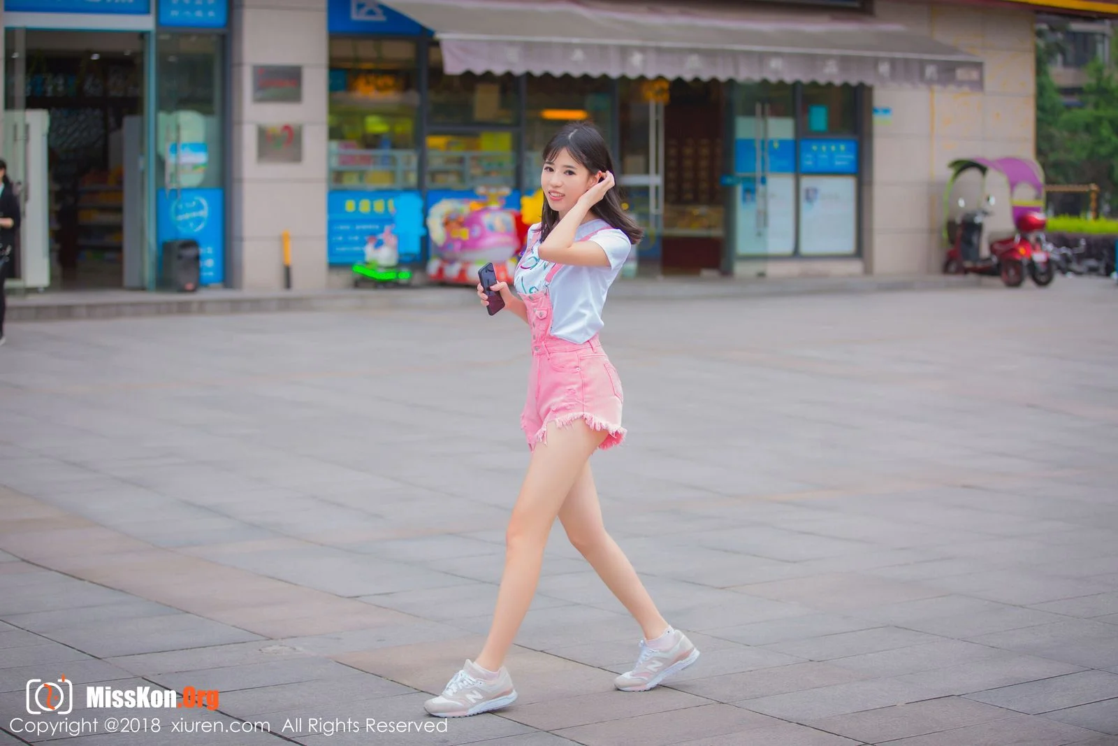 Ai Li Li - Photo 27