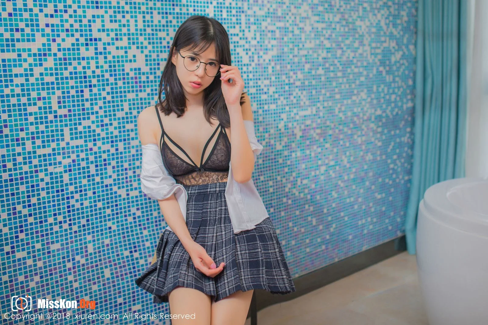 Ai Li Li - Photo 19