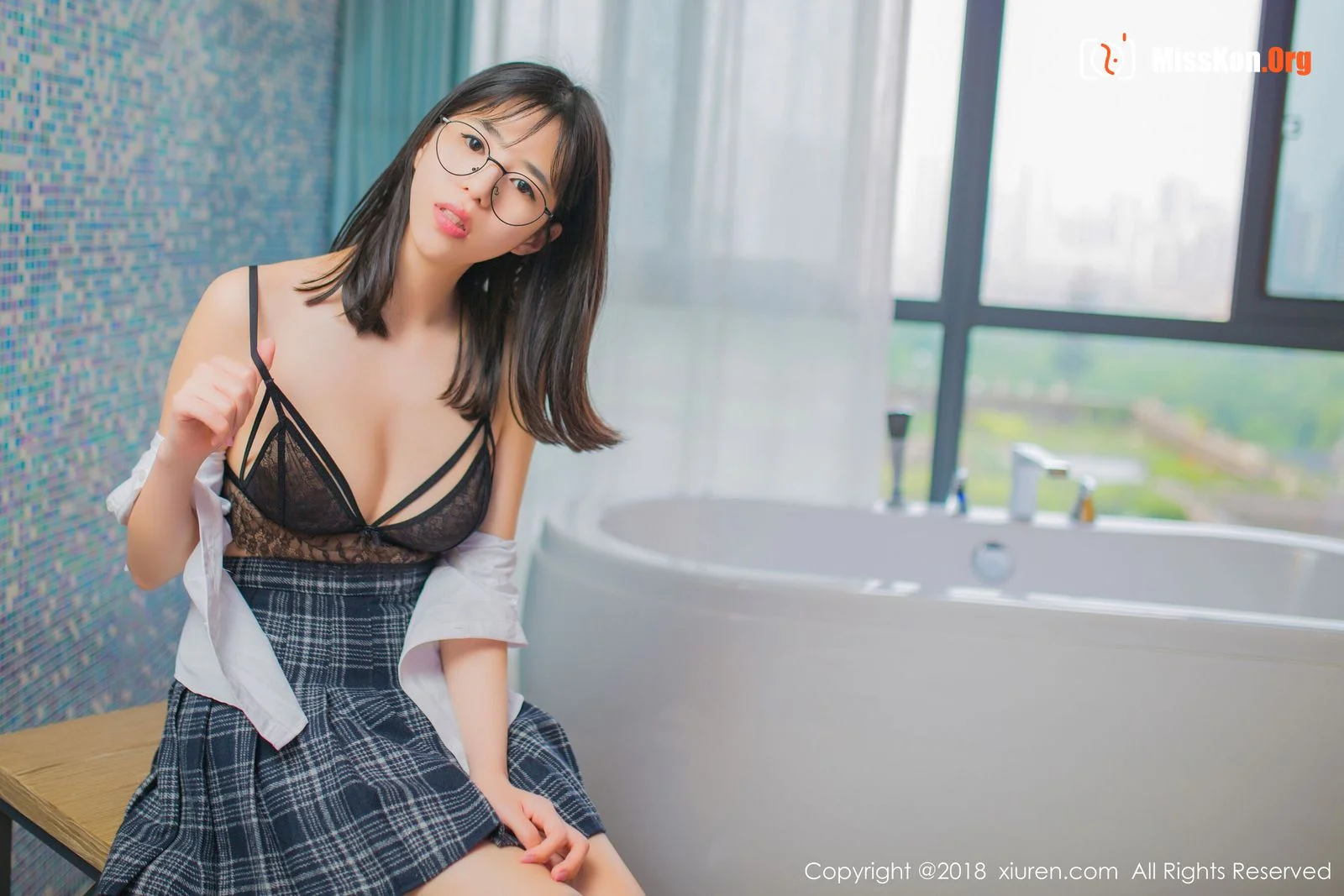 Ai Li Li - Photo 32
