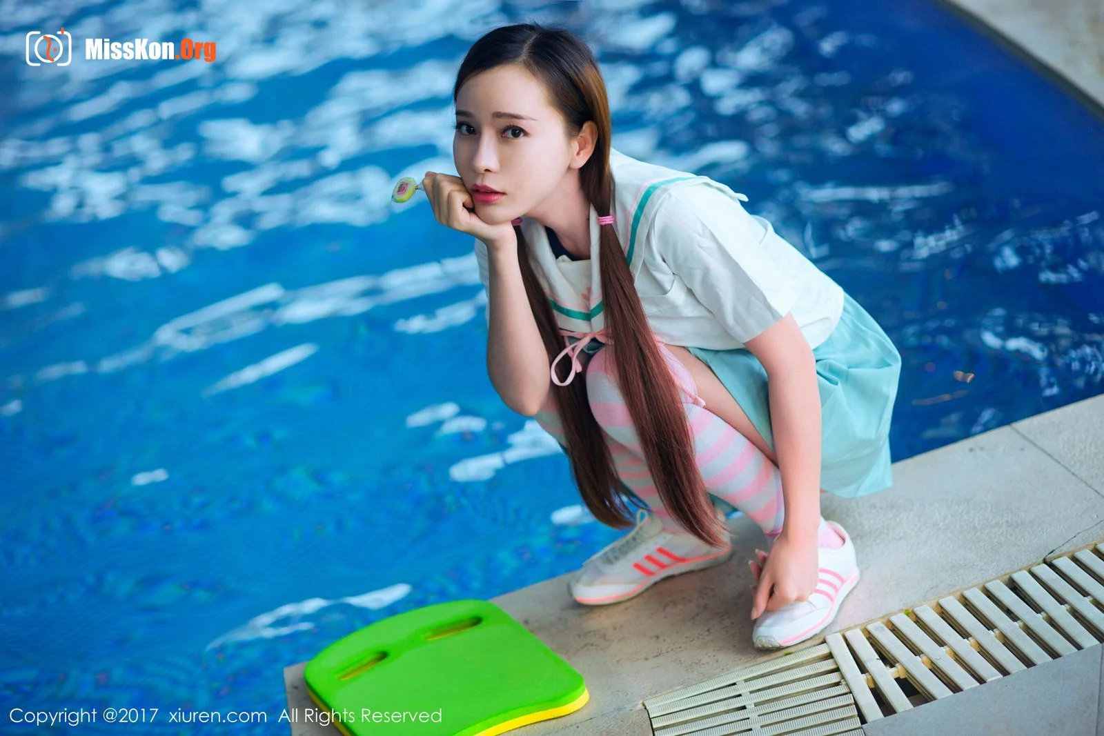 Ai Xiaoqing - Photo 12