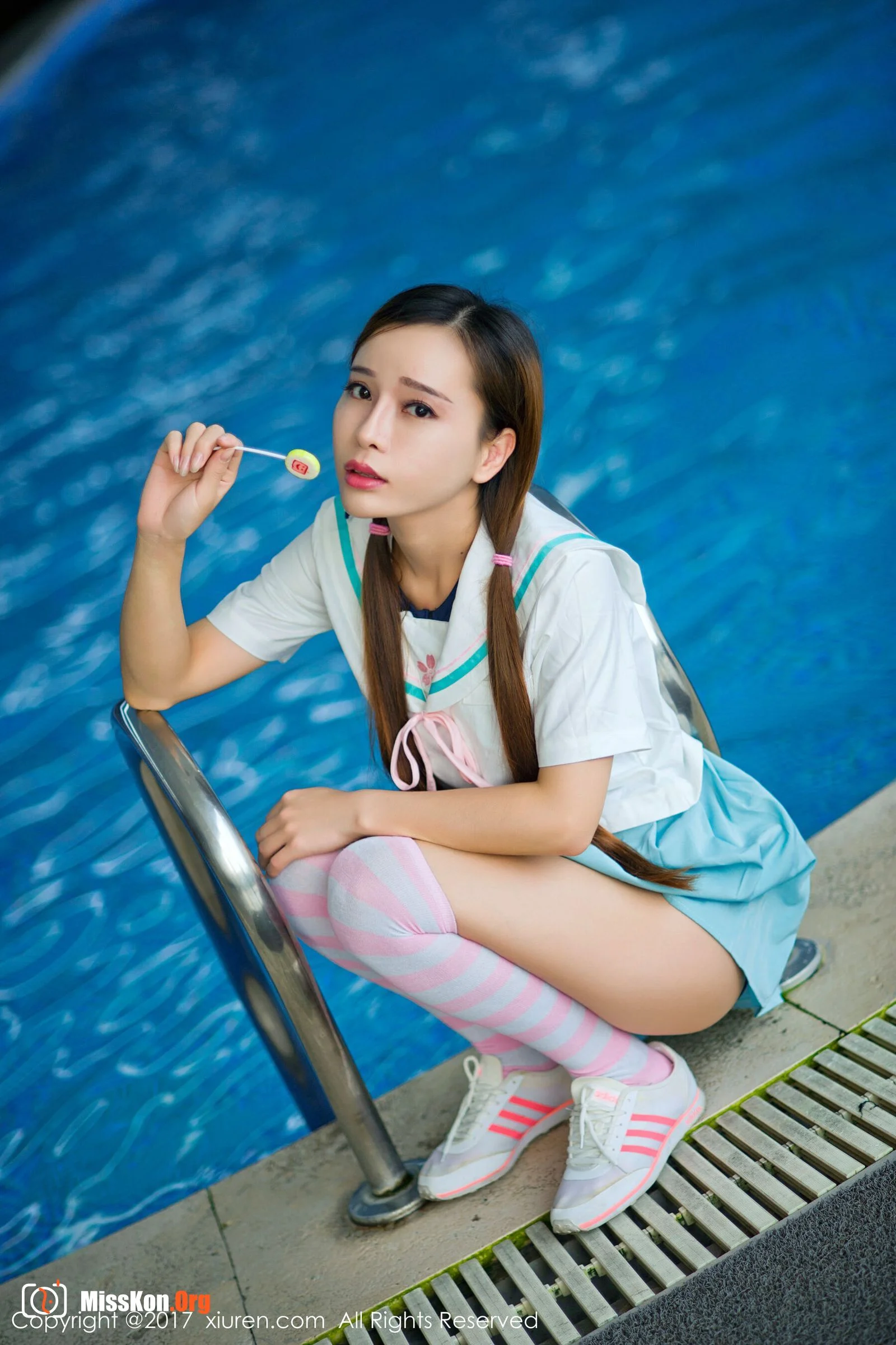 Ai Xiaoqing - Photo 14