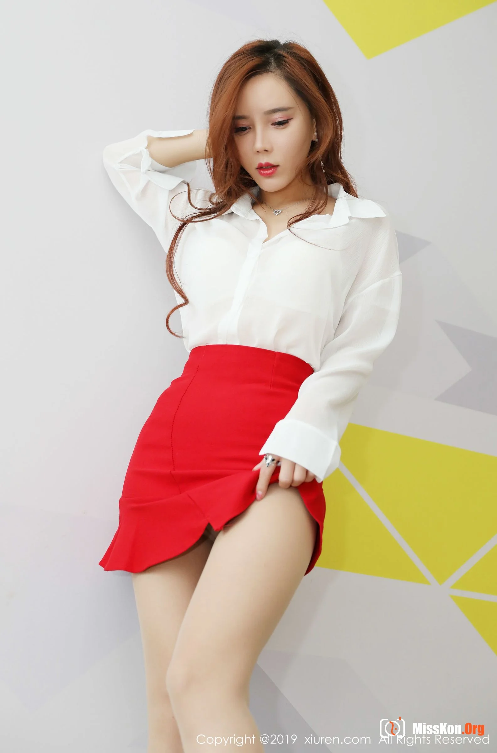 Ai Xiaoqing - Photo 10