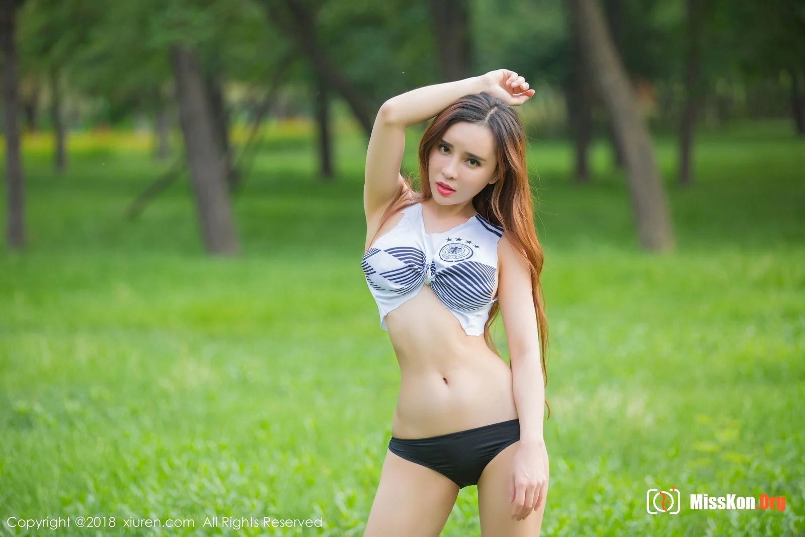 Ai Xiaoqing - Photo 17