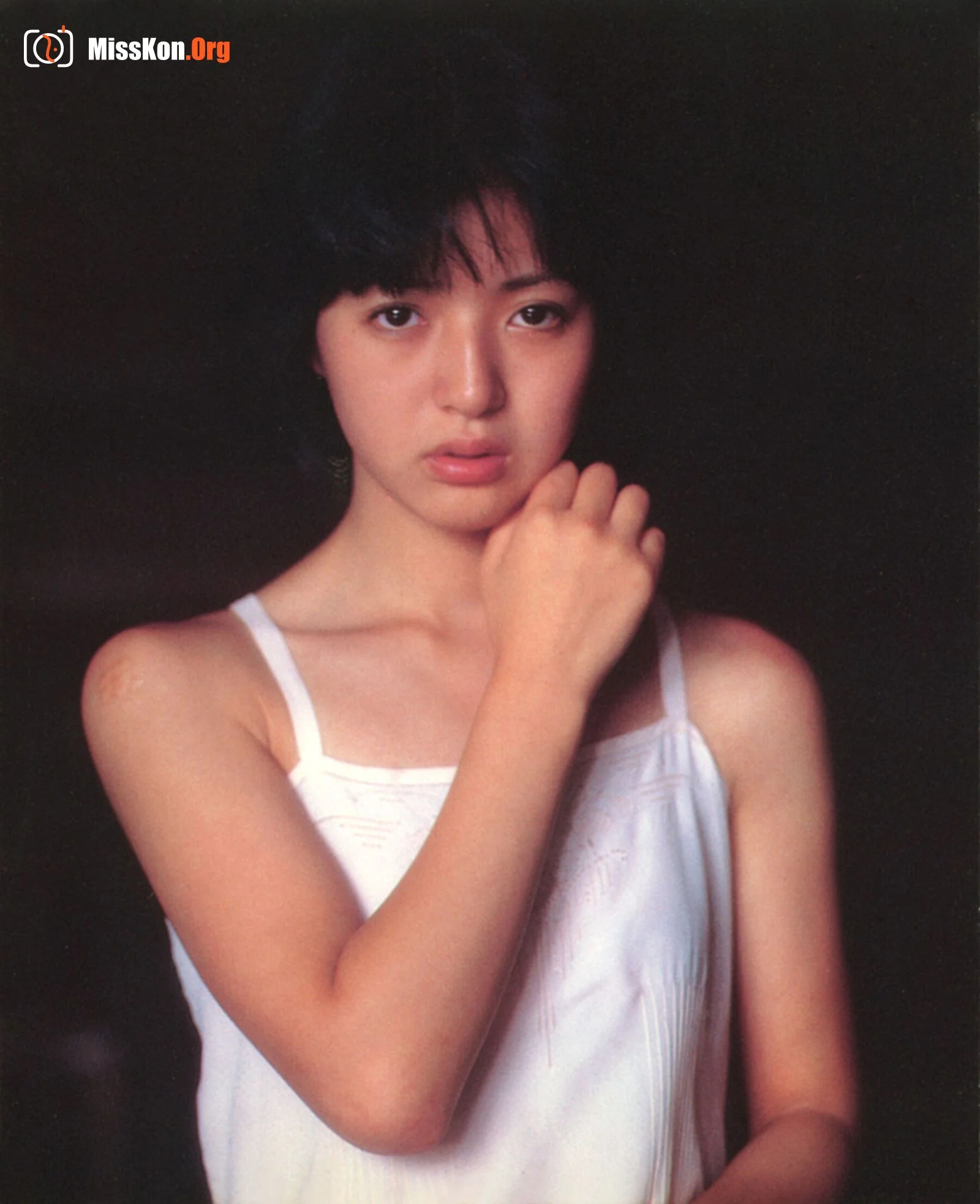 Akari Hamada: Laughing (Vol. 1982.5) - Photo 5