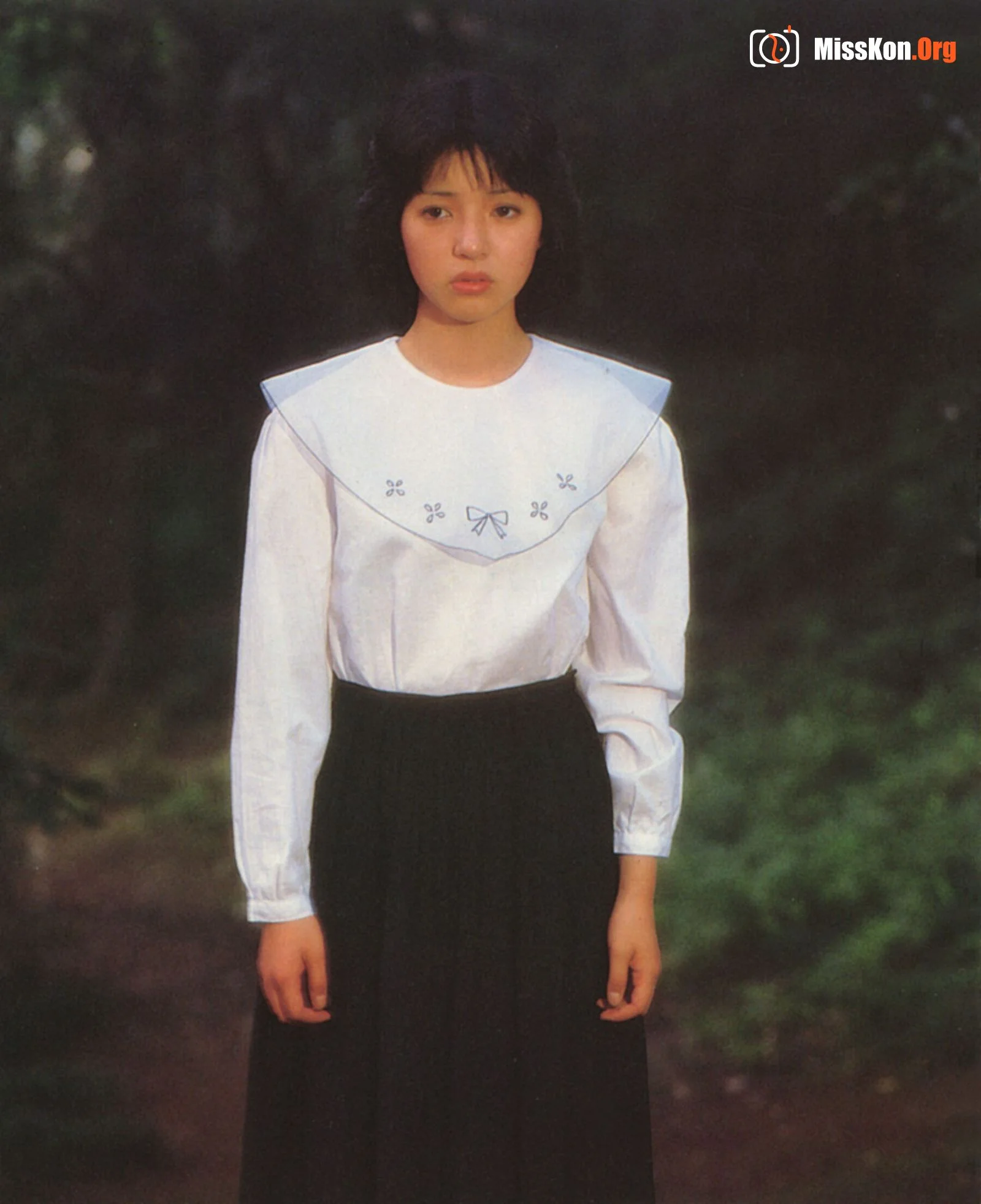 Akari Hamada: Laughing (Vol. 1982.5) - Photo 9