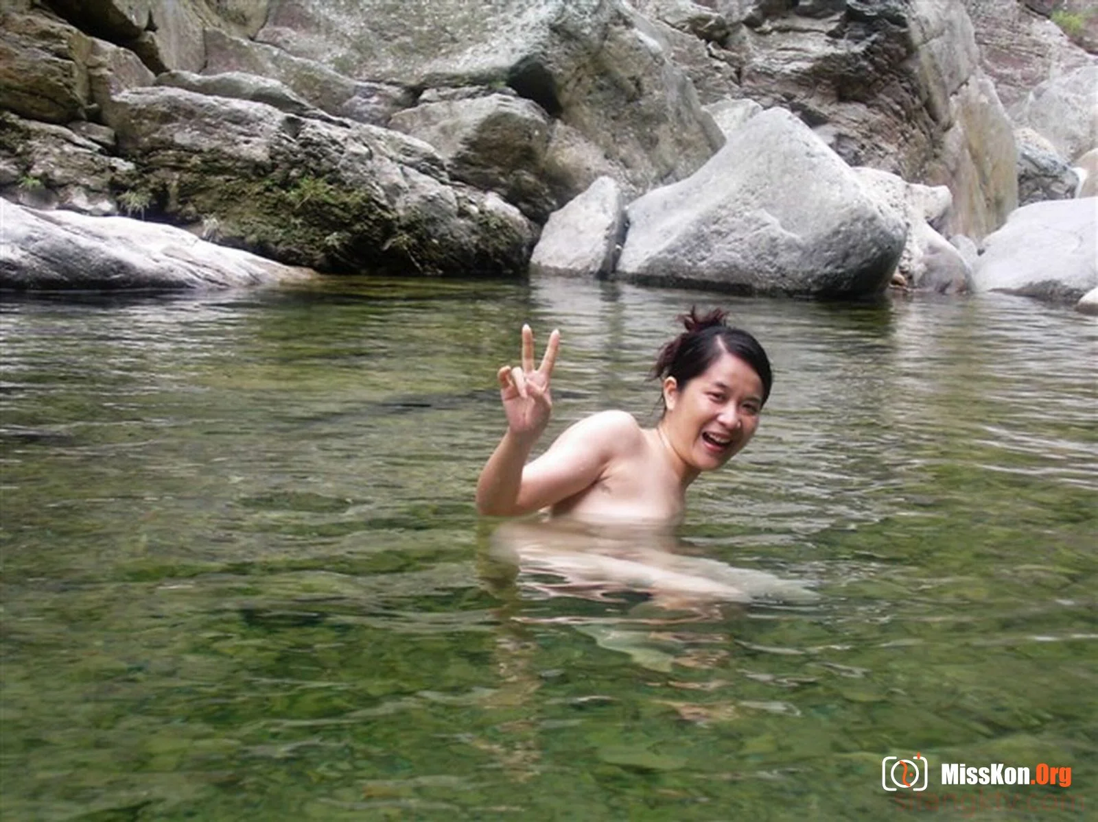 Amateur indecent photos leaked - Photo 10