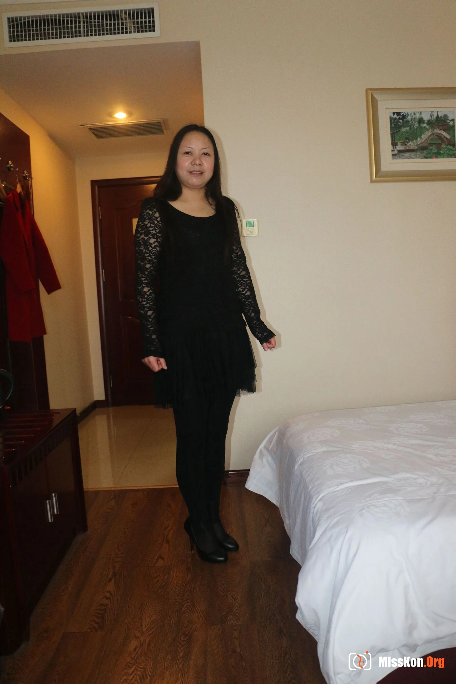 Amateur wife Wang Li's large-scale private photo shoot - Photo 3