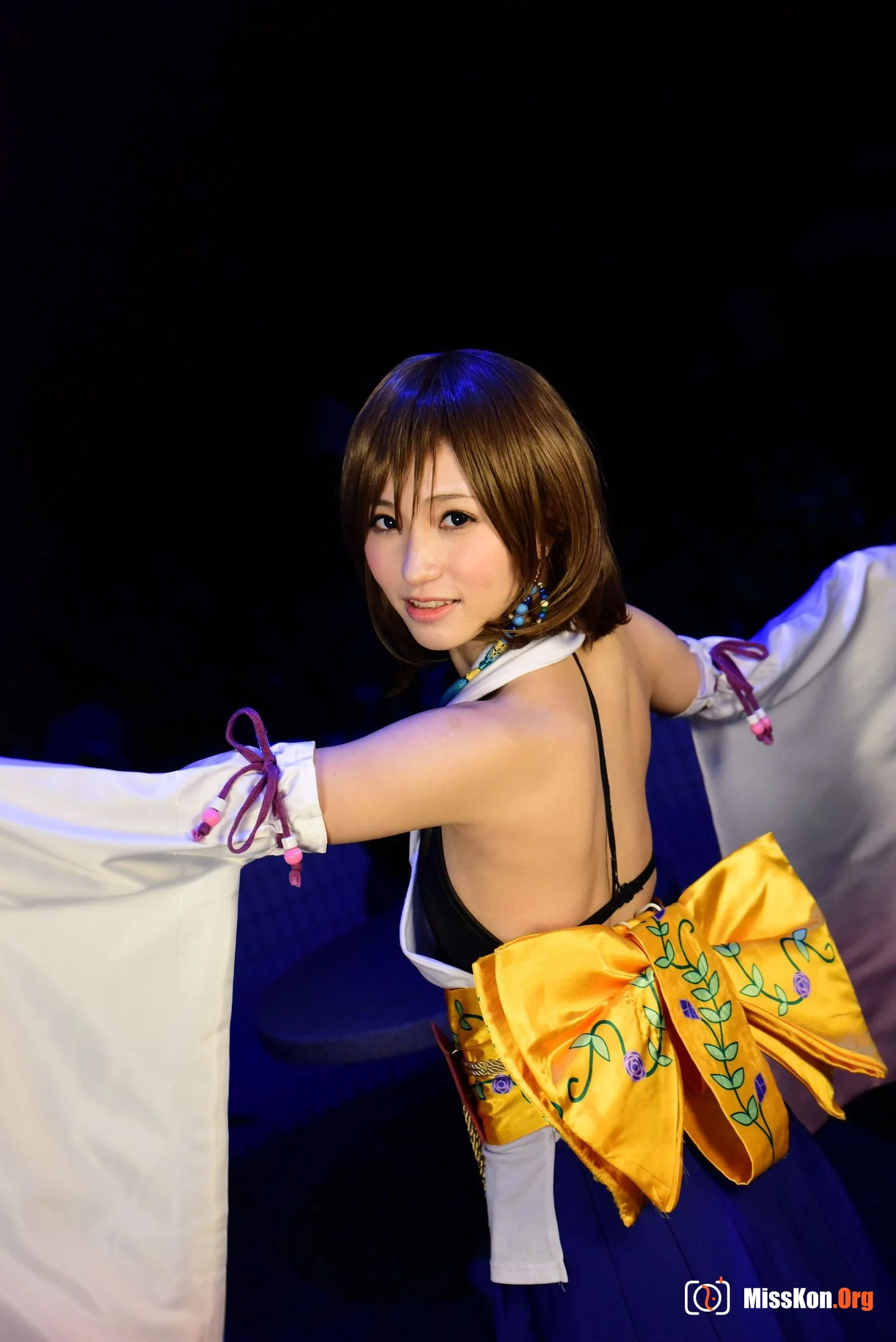 Amatsuka Moe: FFX Summoner - Photo 12