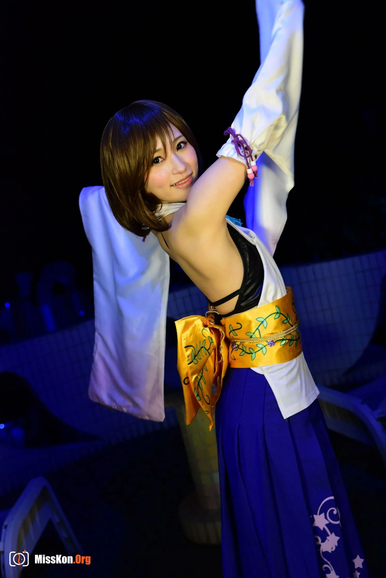 Amatsuka Moe: FFX Summoner - Photo 3