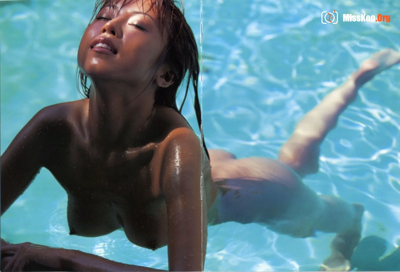 Ami Ayukawa: Accidents TOKYO (Vol. 2000.12) - Photo 7