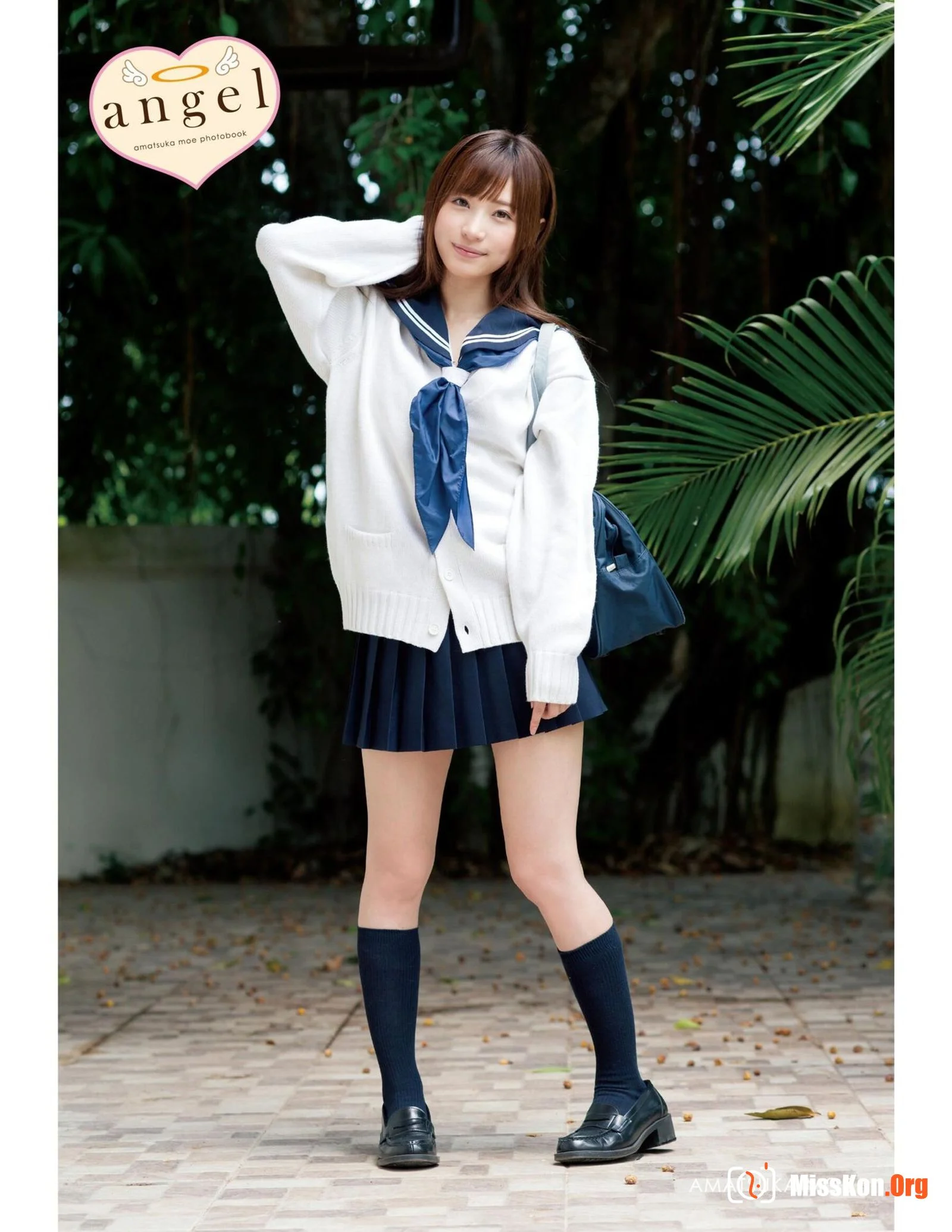 Angel Moe: Angel - Photo 2