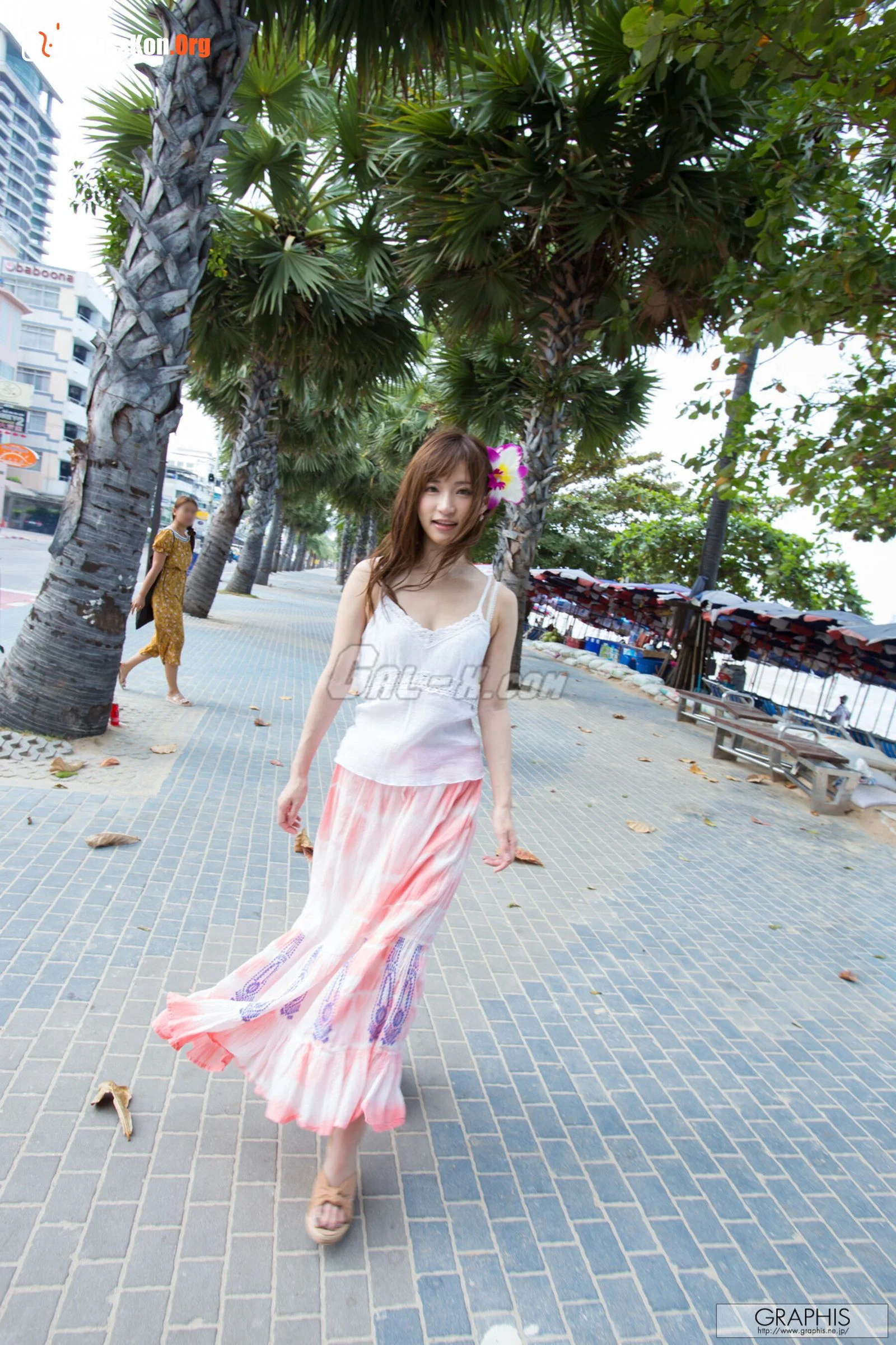Angel Moe: Tropical Summer! - Photo 2