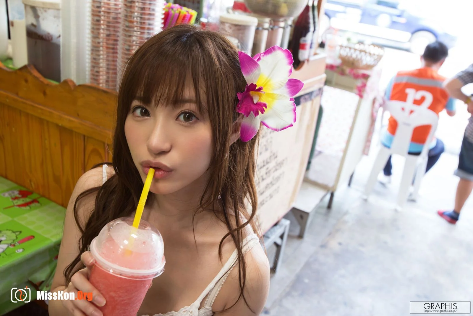 Angel Moe: Tropical Summer! - Photo 9