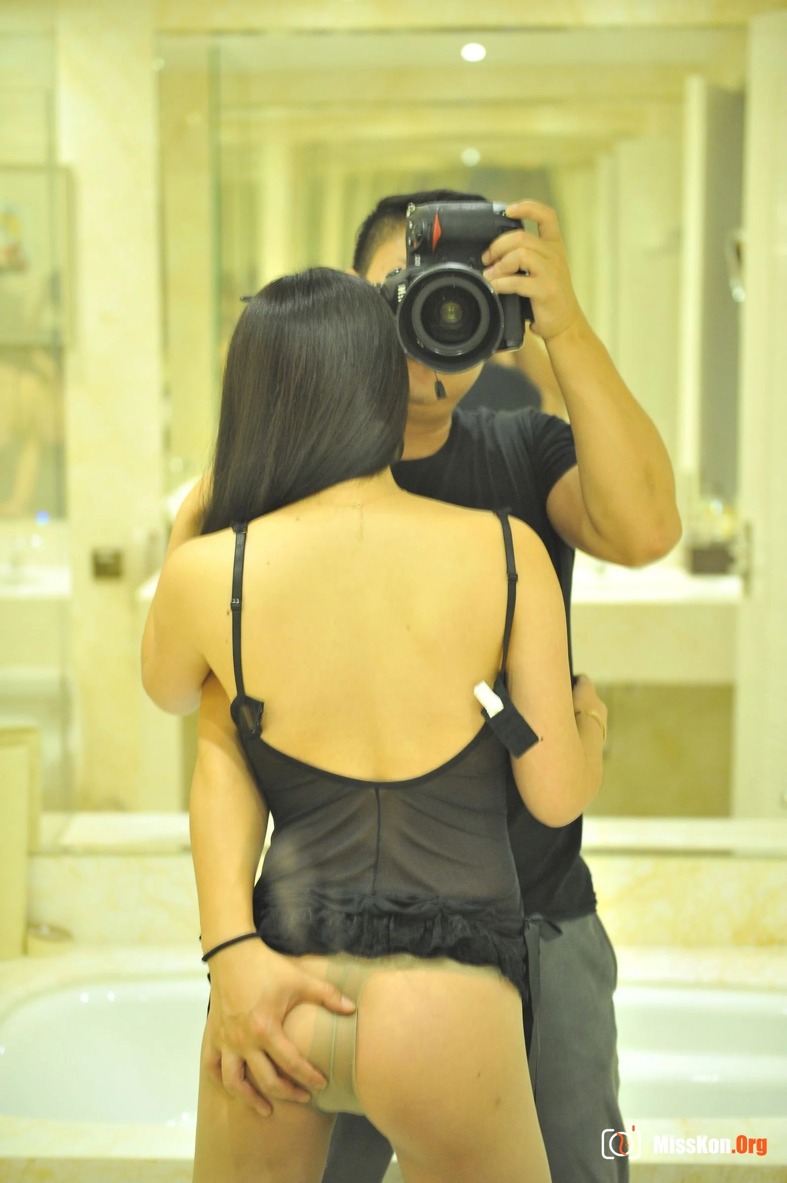 Anonymous - Photo 122