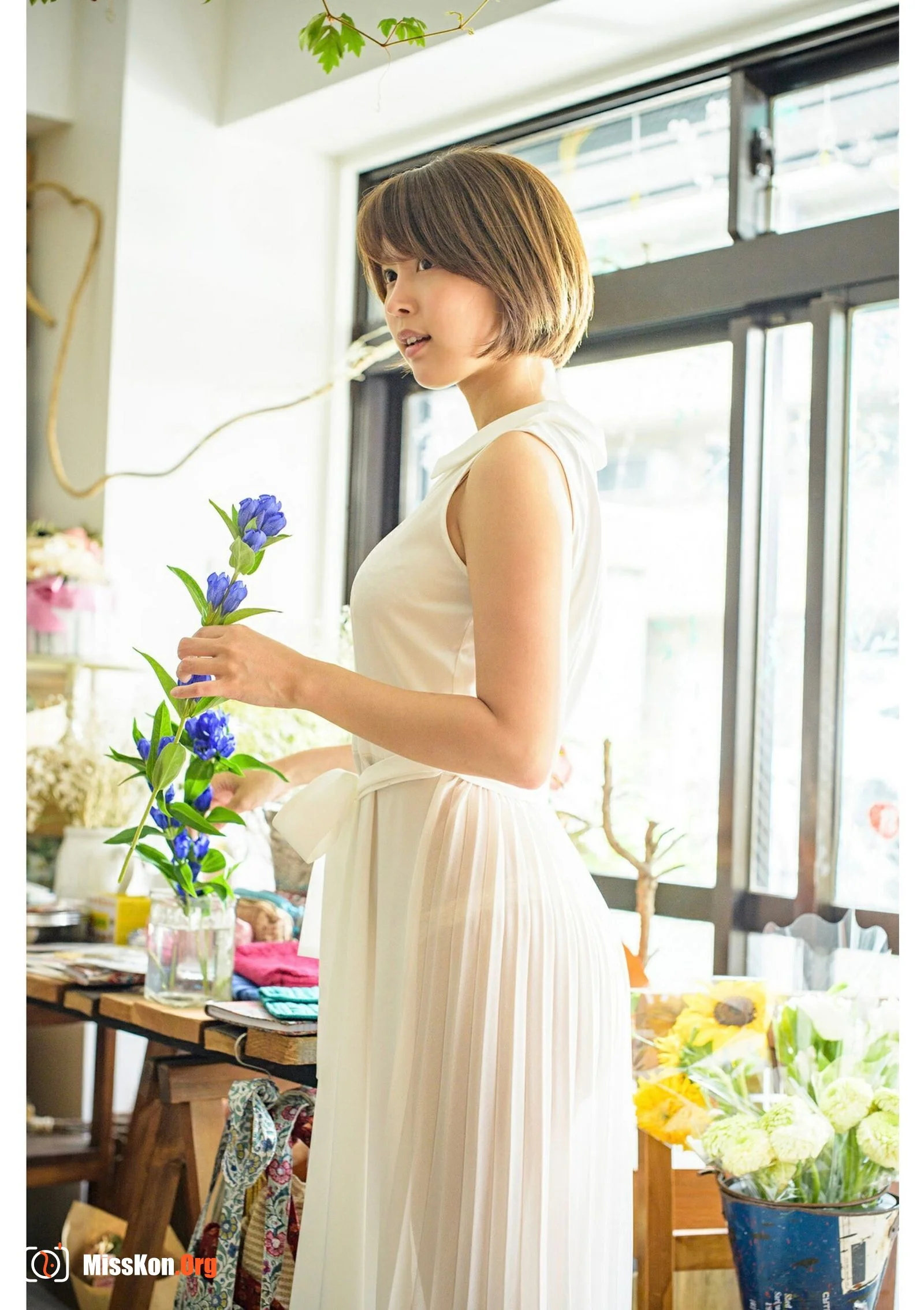 Aoi Tsukasa "I've been watching you all this time" - Photo 8