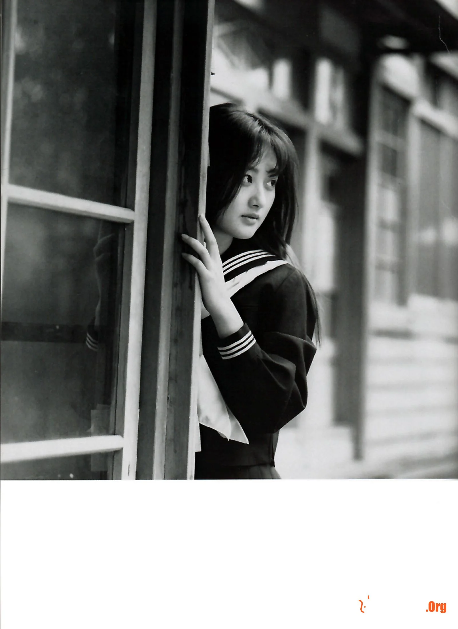 Aonuma Chiasa: HARU.YO.KOI (Yingzhi Publishing) - Photo 5
