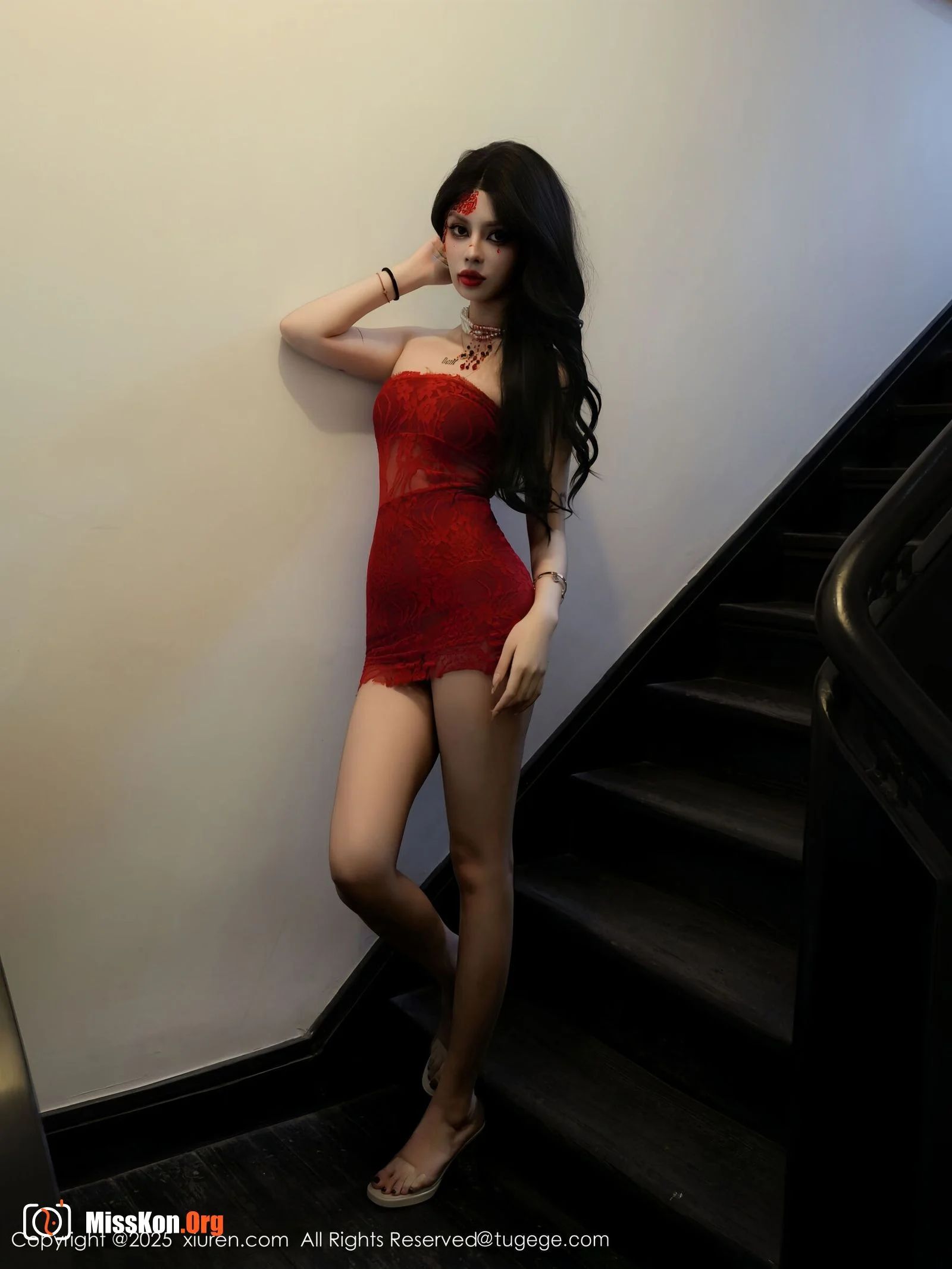 April - Photo 7