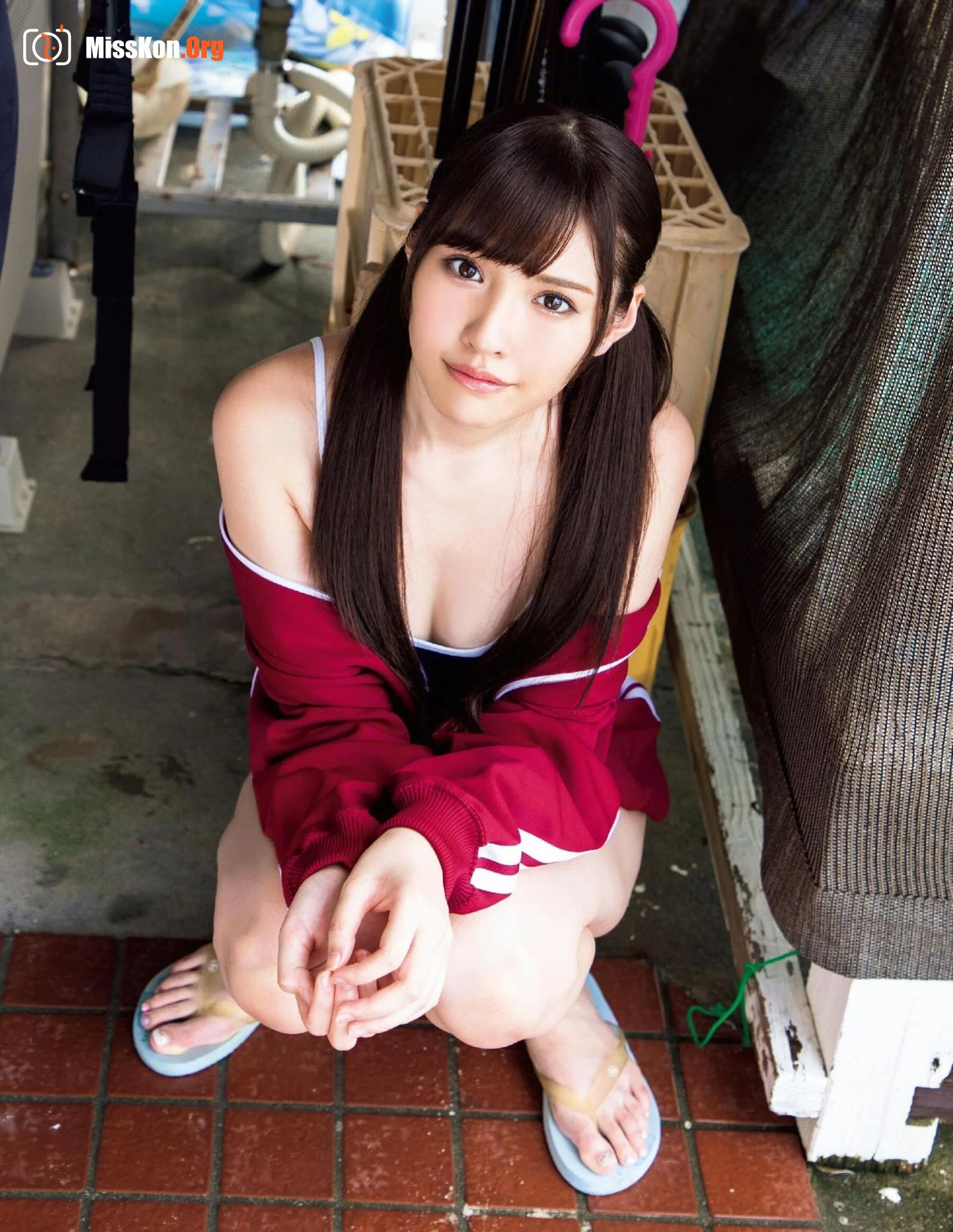 Arata Arina: Light - Photo 18
