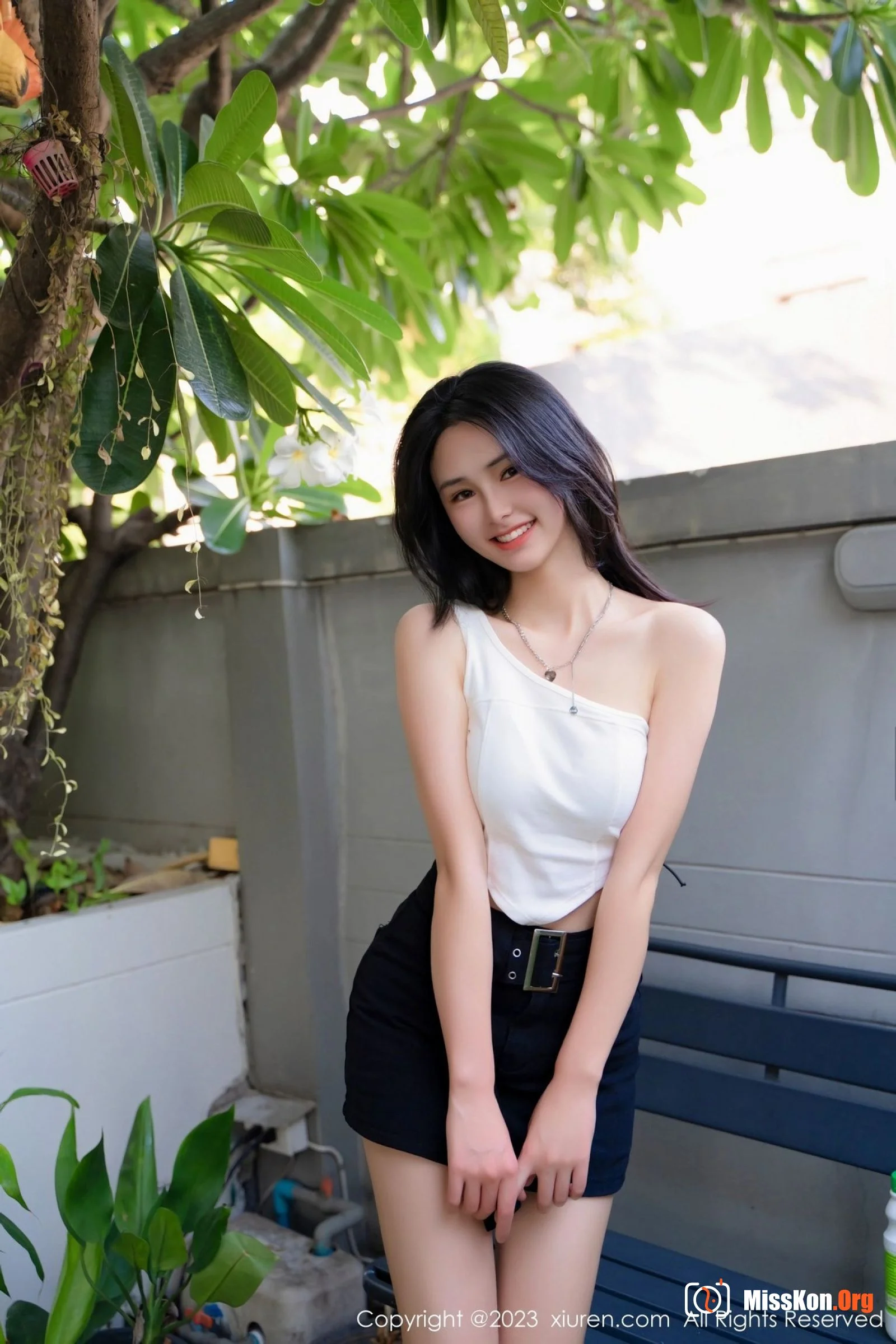 Ashley - Photo 2