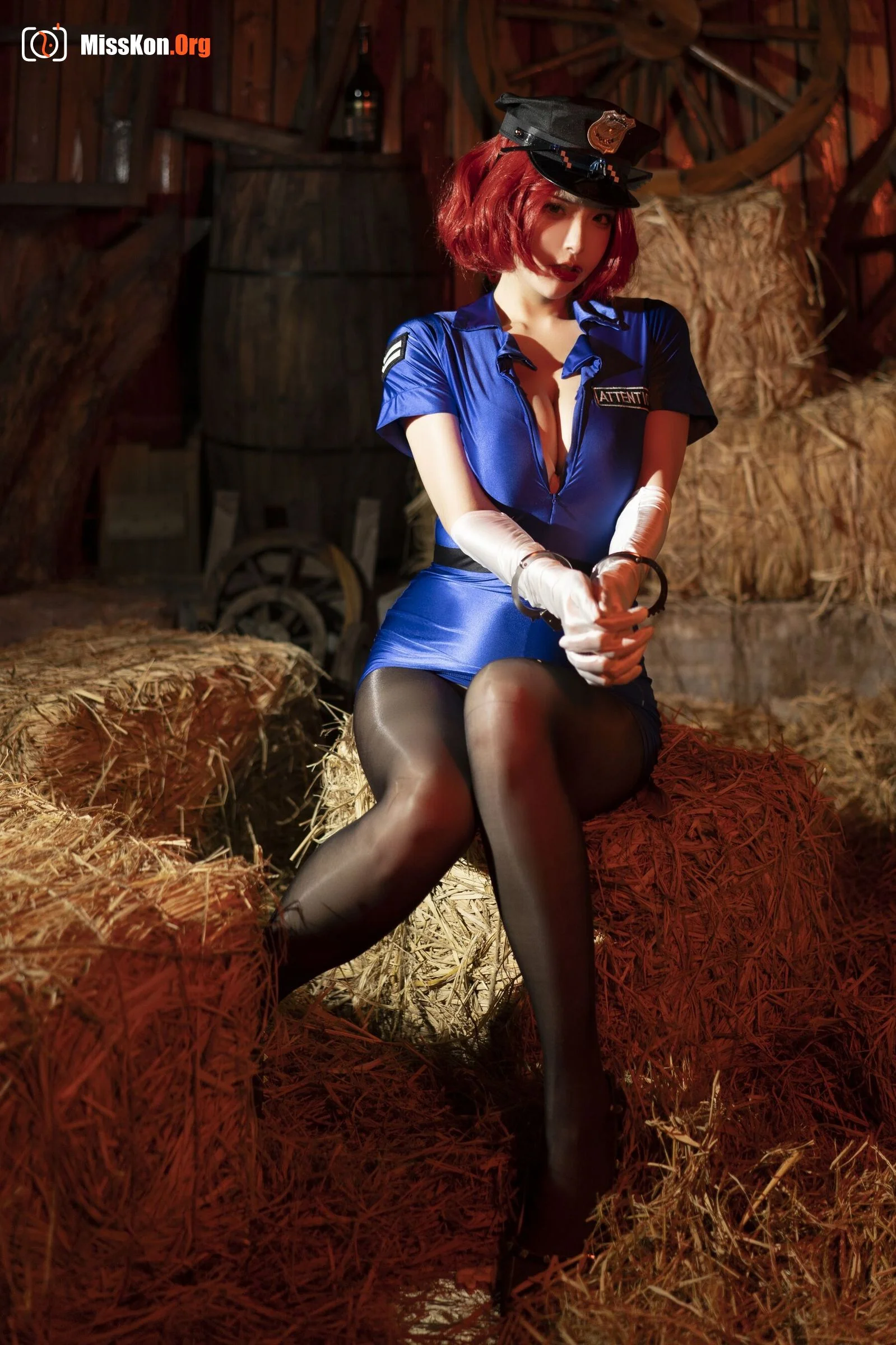 Autumn and Corgi: Cops game - Photo 20
