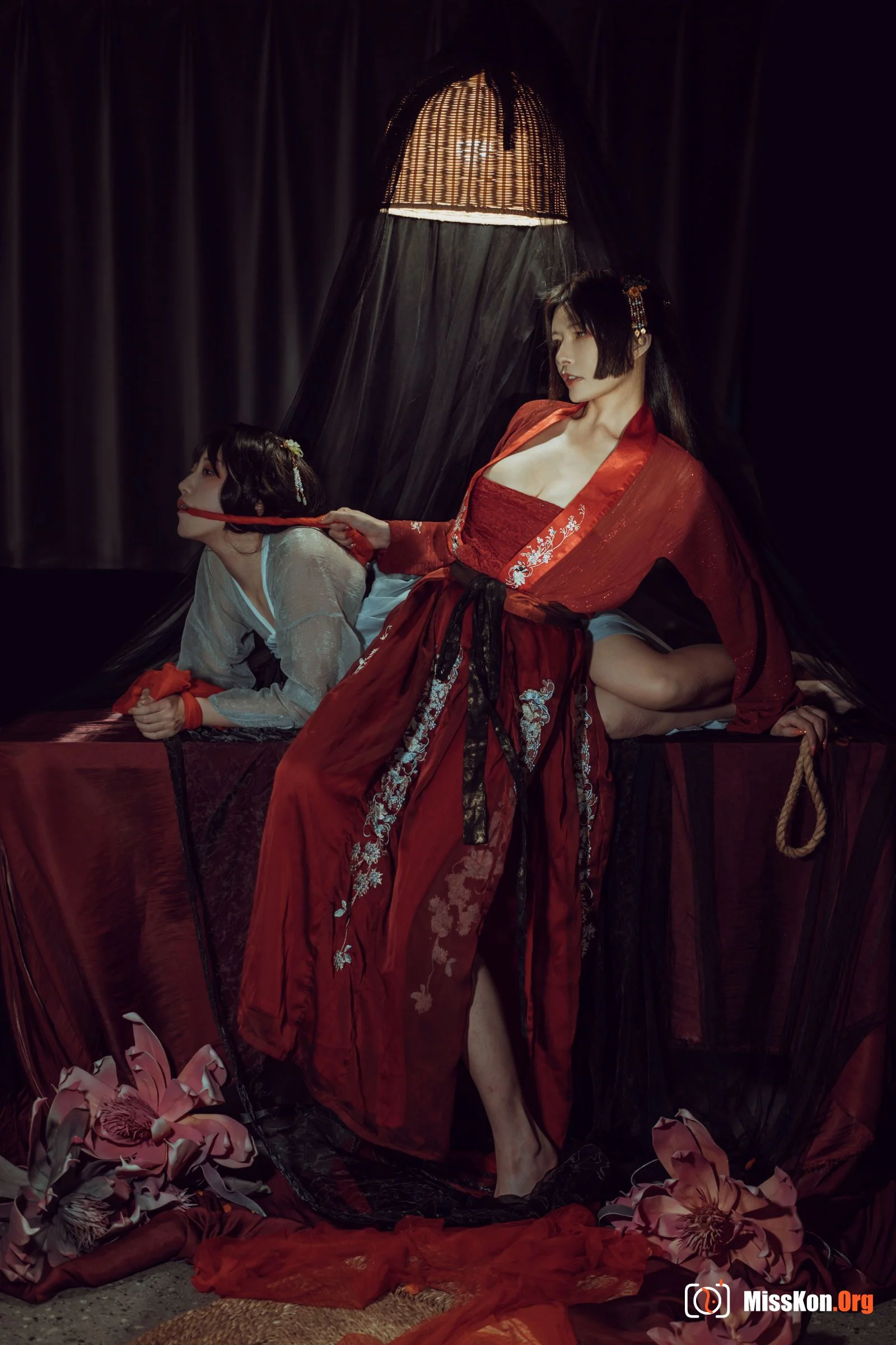 Autumn and Corgi: Dim Red Tent - Photo 13