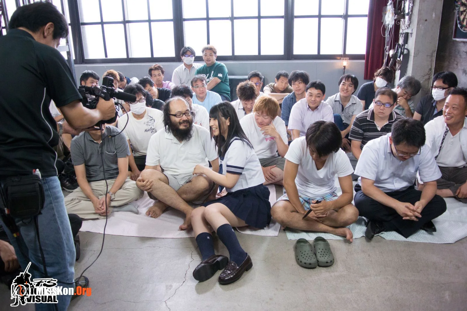 AV shooting record: Uehara Ai - Photo 2