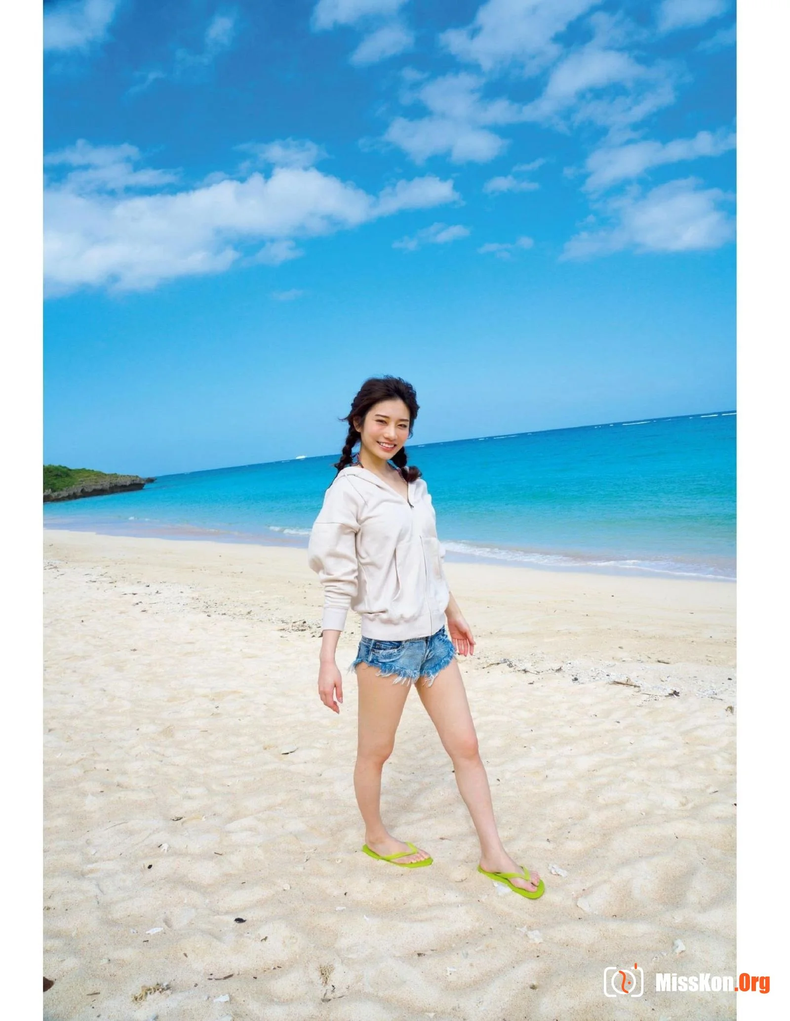 Ayaka Kawakita: 1st.Photobook - Photo 16