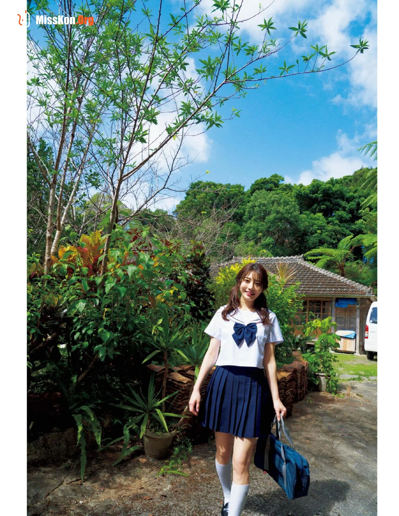 Ayaka Kawakita: SAIKA - Photo 4