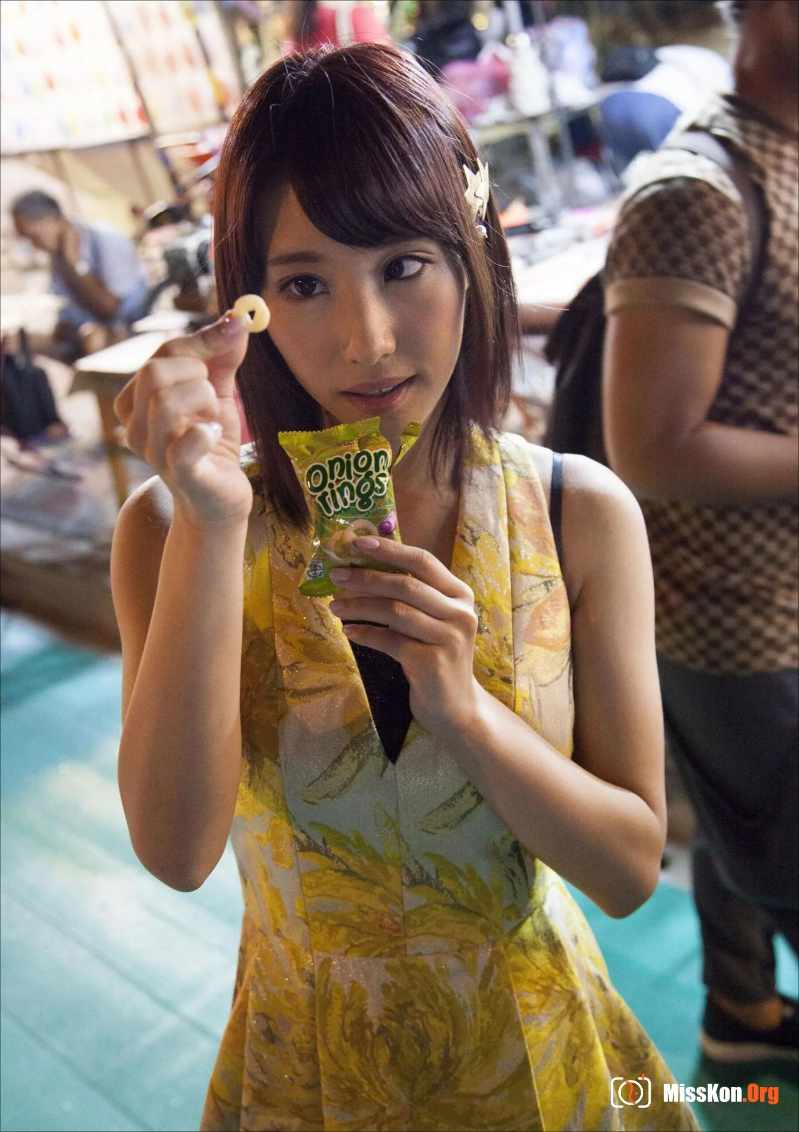 Ayami Junka: Color. Red - Photo 13