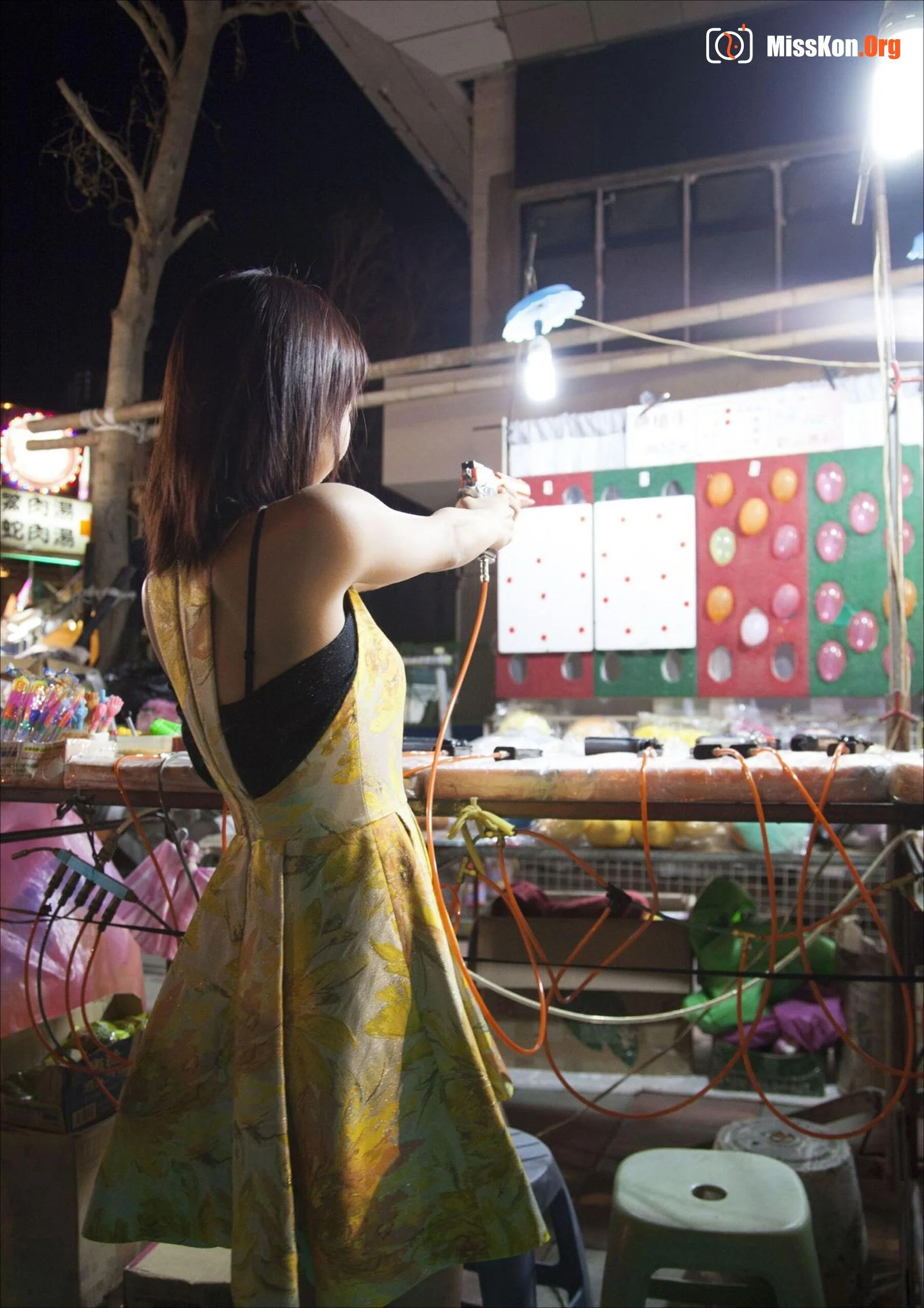 Ayami Junka: Color. Red - Photo 15