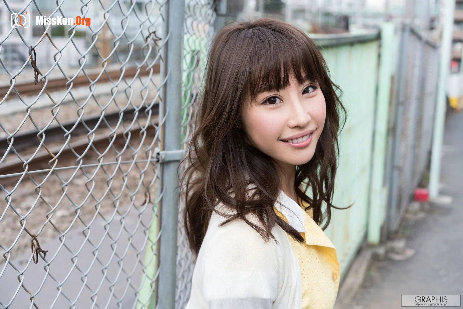Ayami Junka: Sunbeams leaves - Photo 2