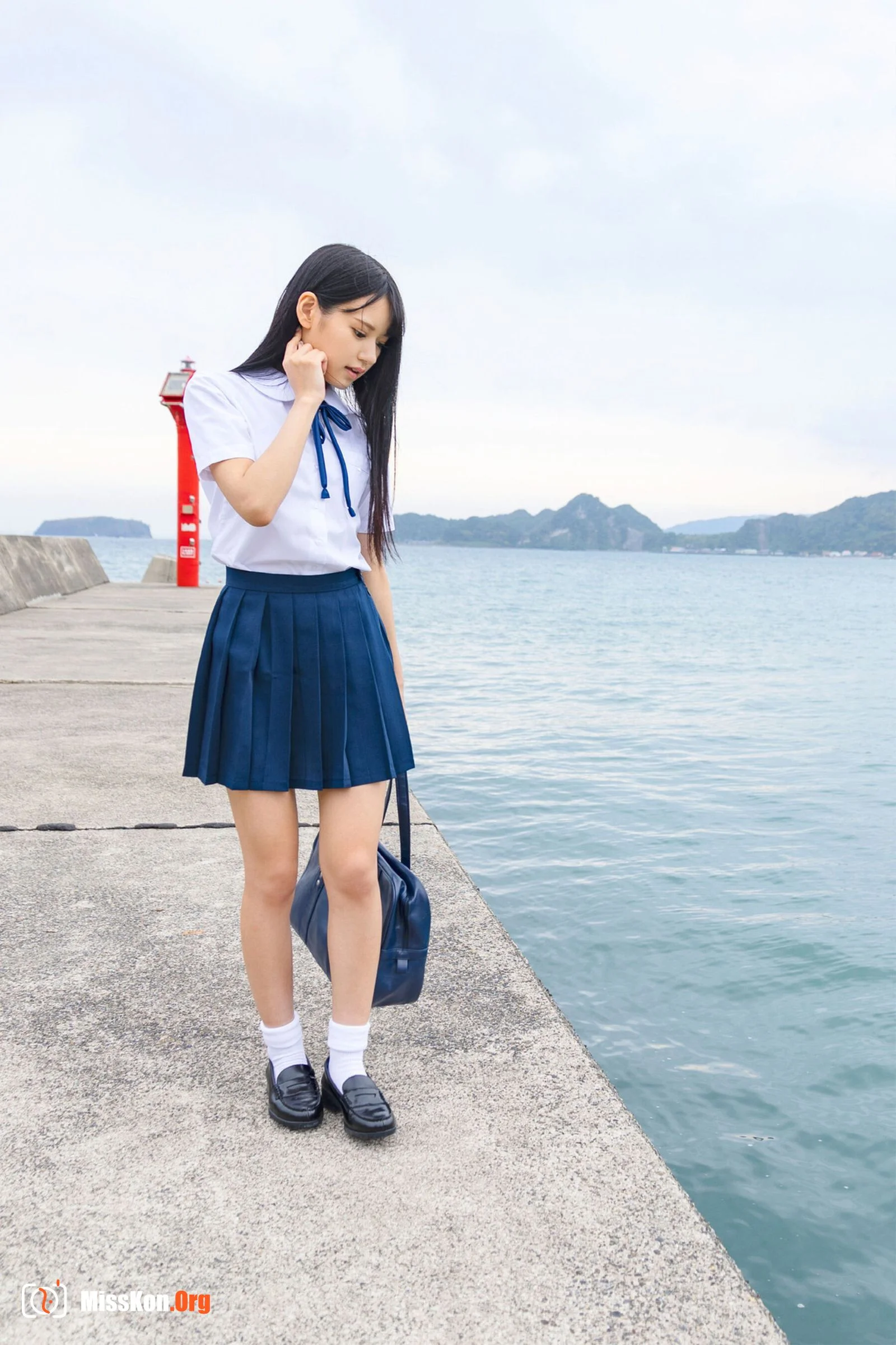 Baguahai: Classmates (Gravure photo book) - Photo 7