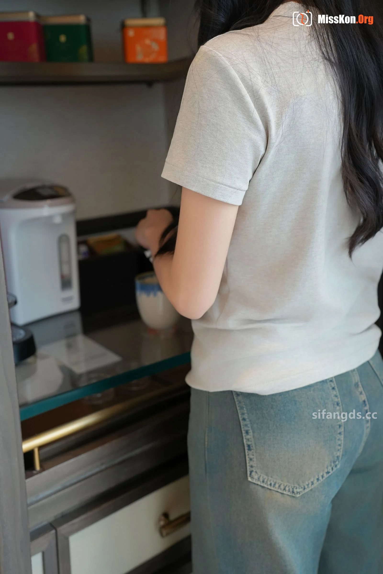 Bai Ruxue: Private purchase outflow - Photo 12