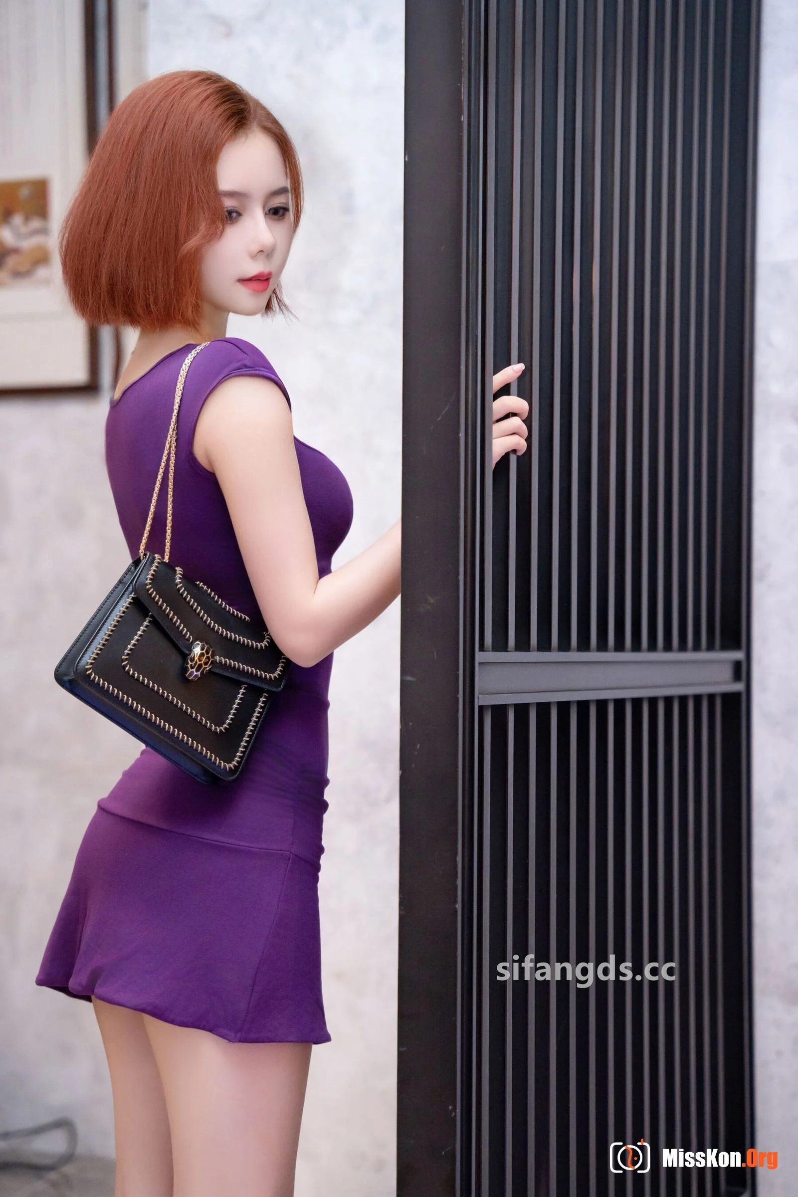 Bai Zhi: Private purchase outflow - Photo 18